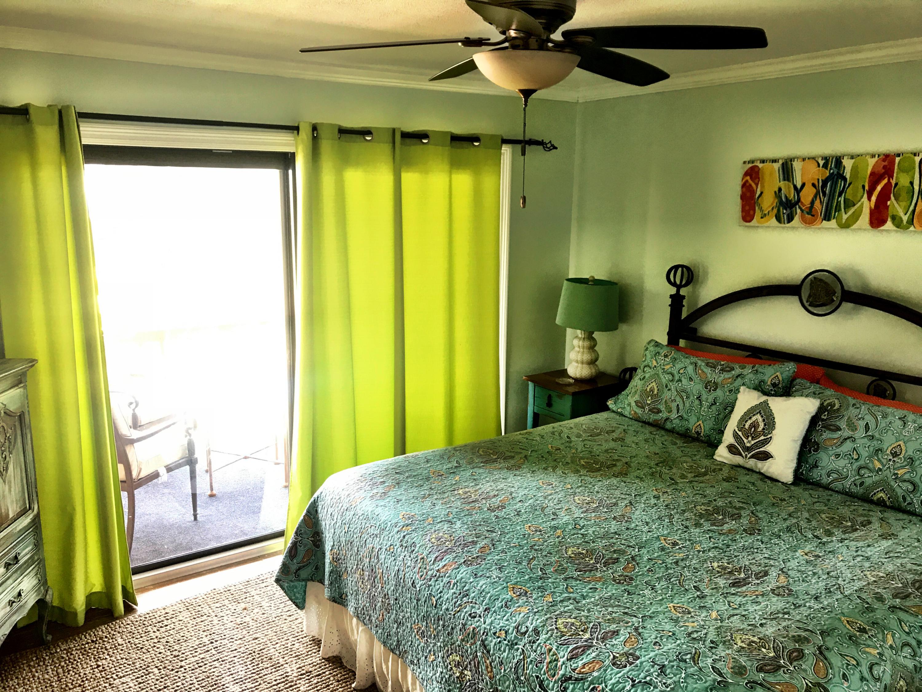 BLUE SURF T/H - Residential
