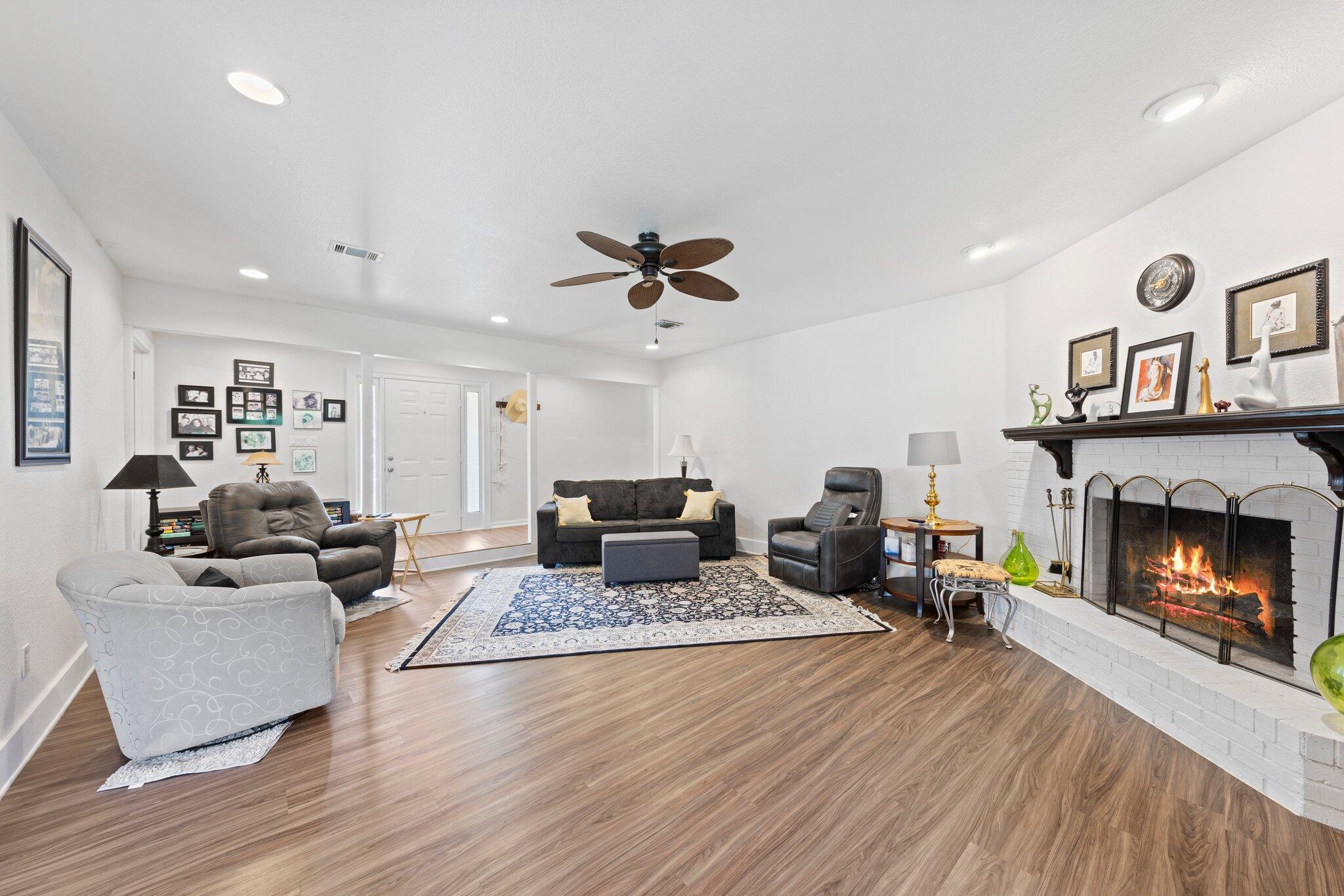 VILLA GARCON - Residential