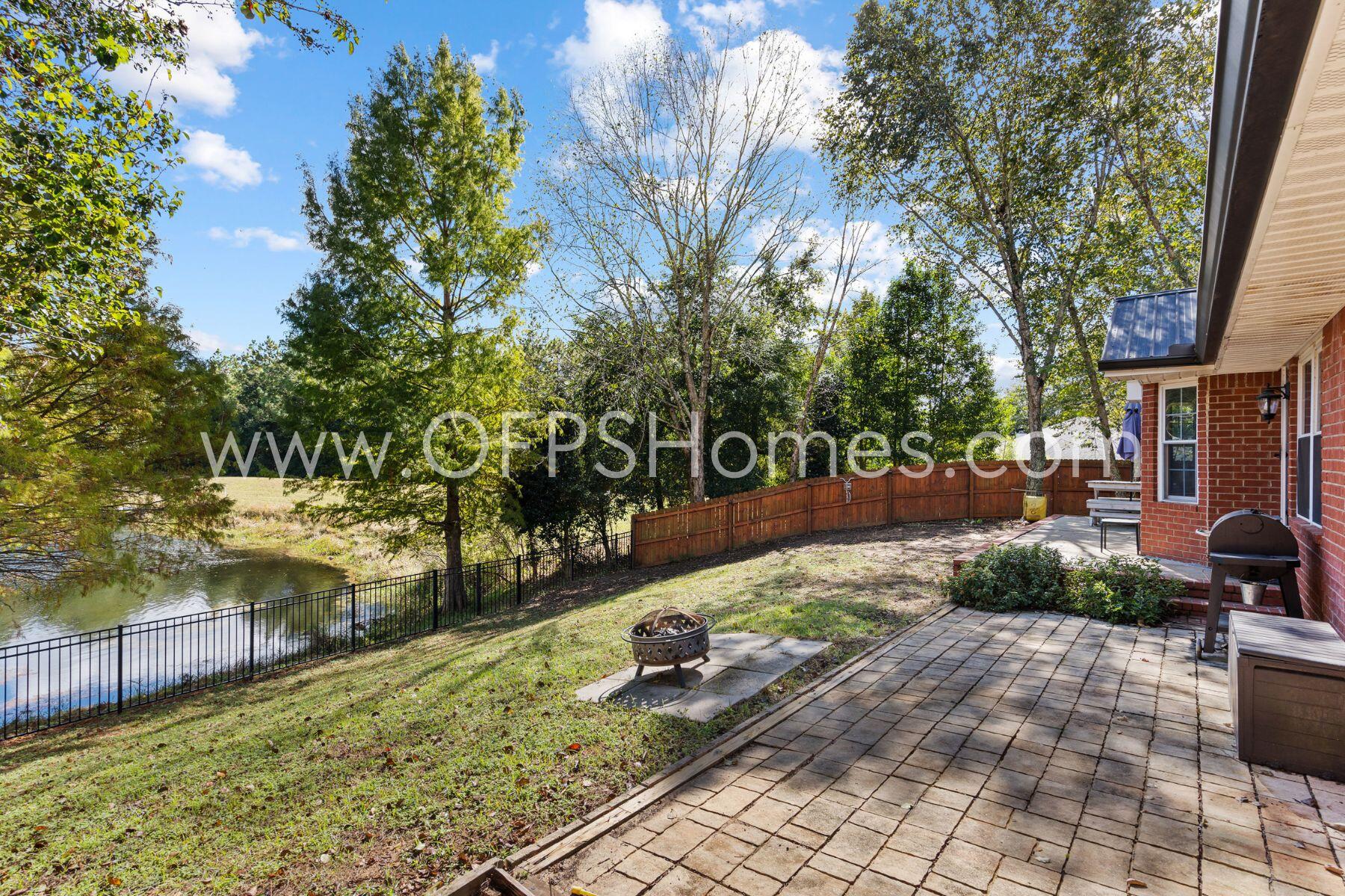 CHEROKEE BEND S/D PH 2 - Residential Lease