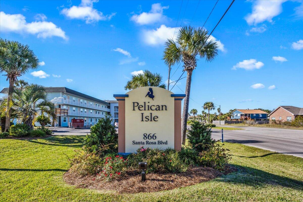 PELICAN ISLE - Residential