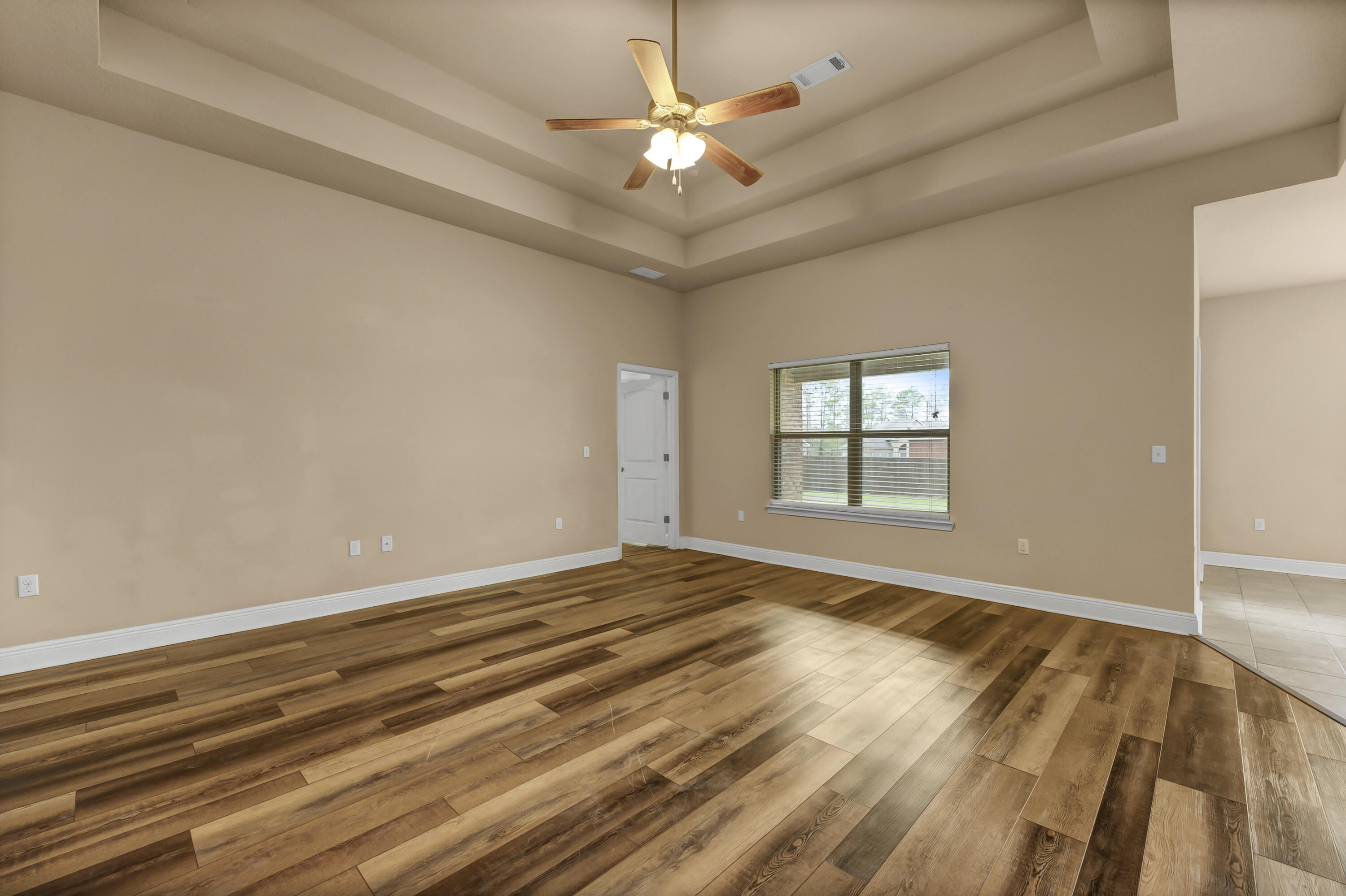 AUTUMN WOODS - Residential