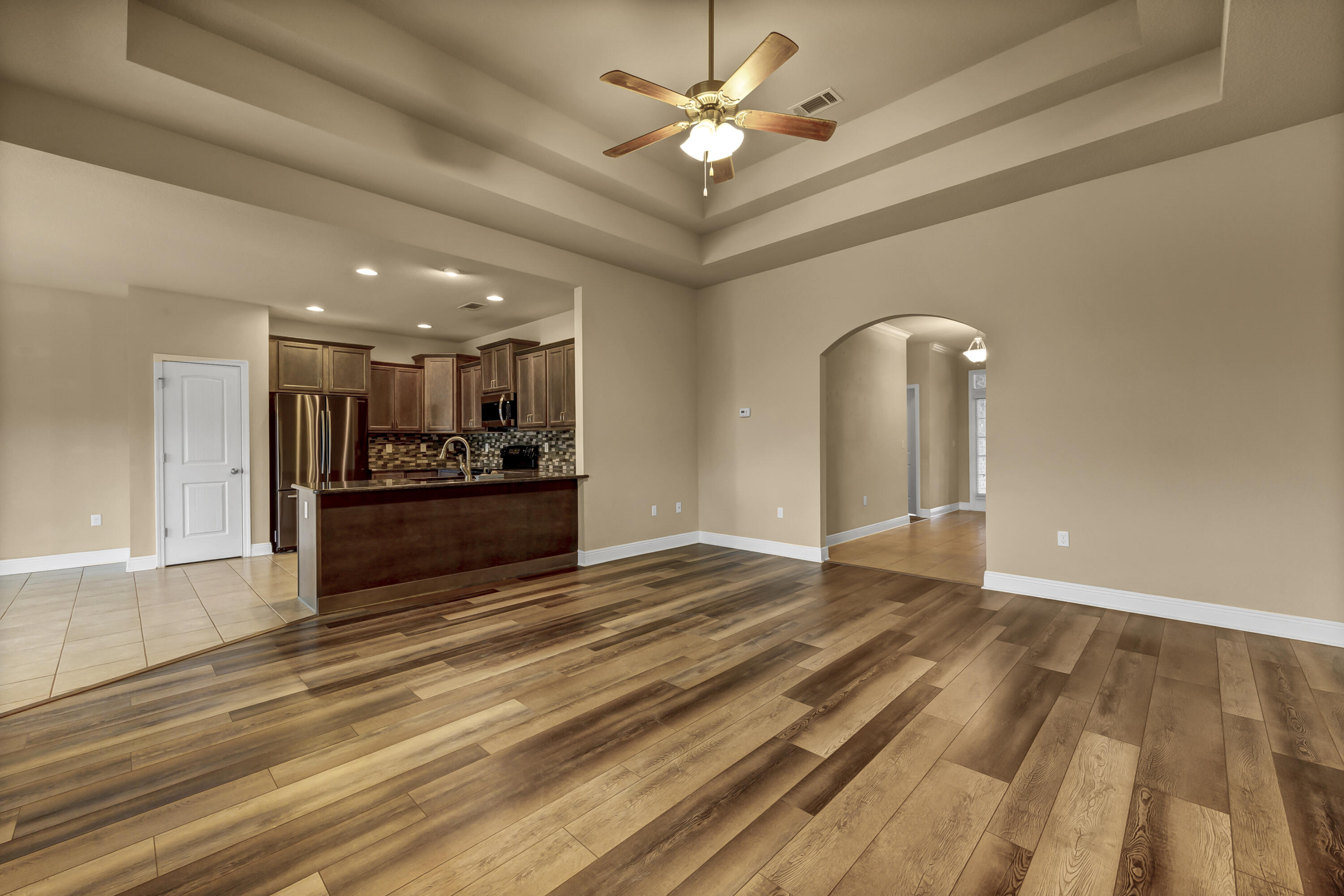 AUTUMN WOODS - Residential