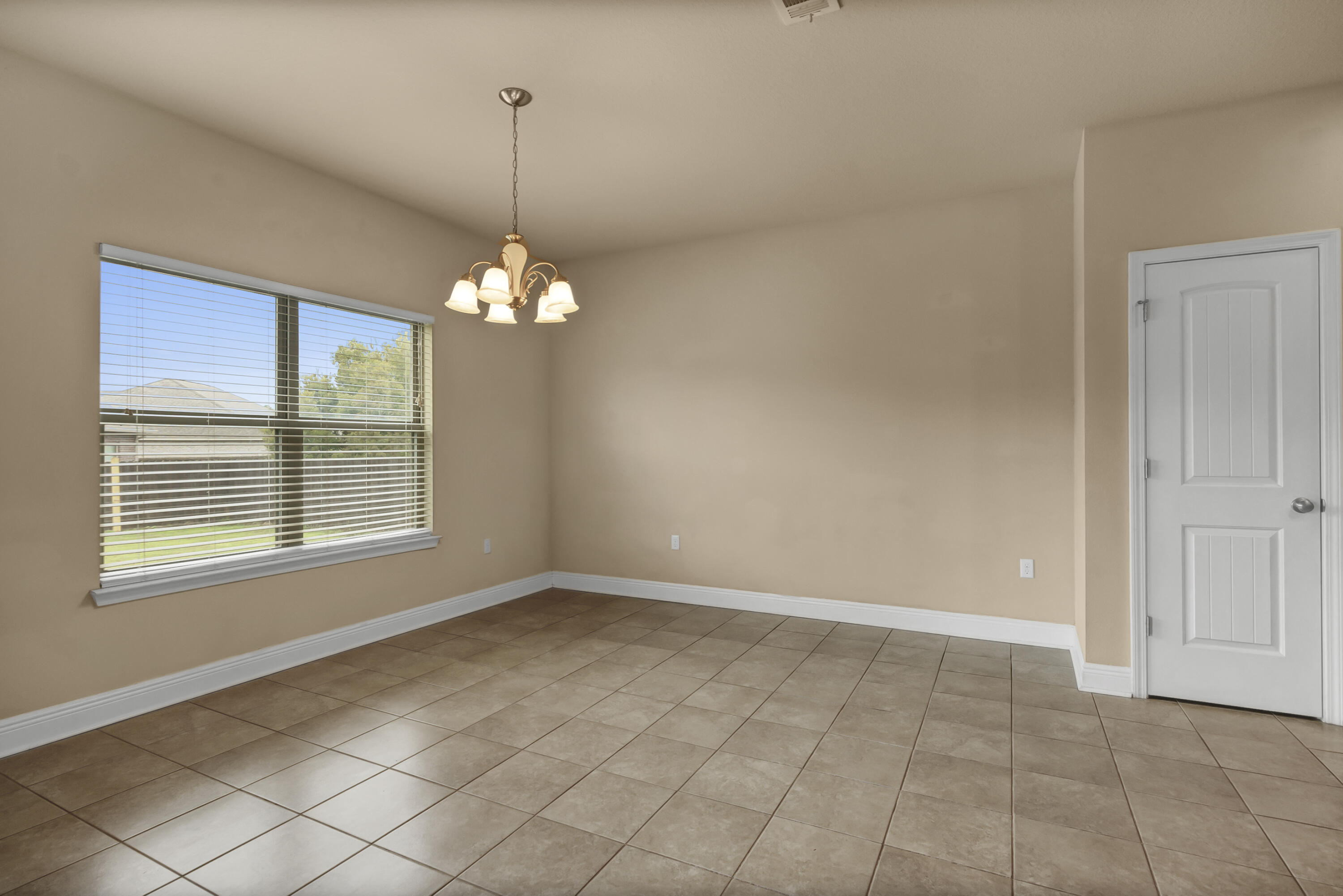 AUTUMN WOODS - Residential