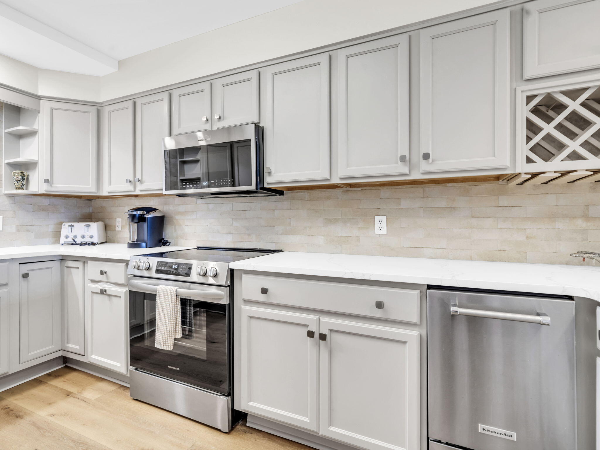 AEGEAN CONDO - Residential