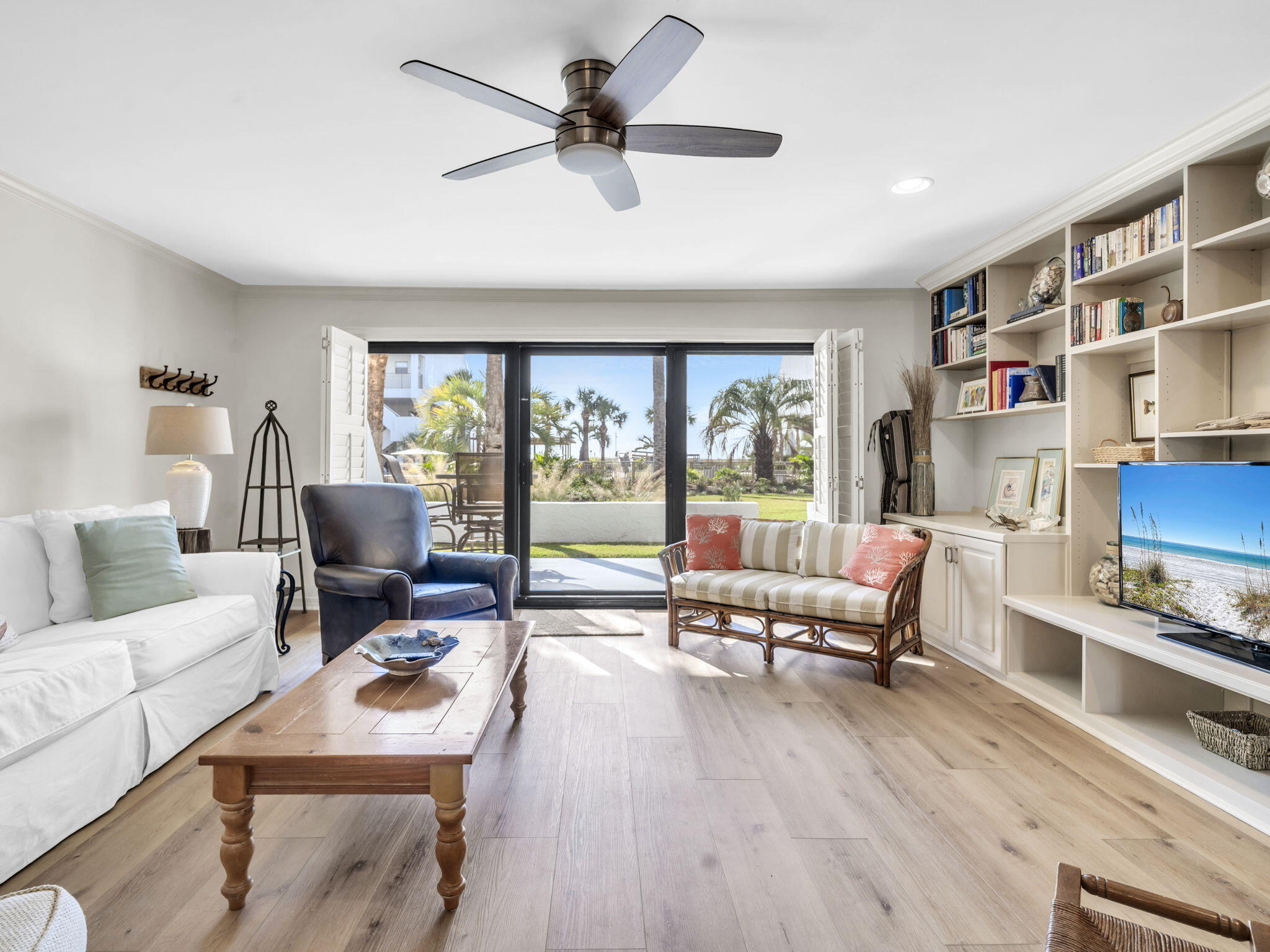 AEGEAN CONDO - Residential