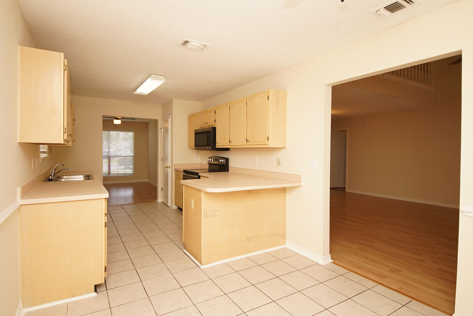 SANDY RIDGE ESTATES - Residential