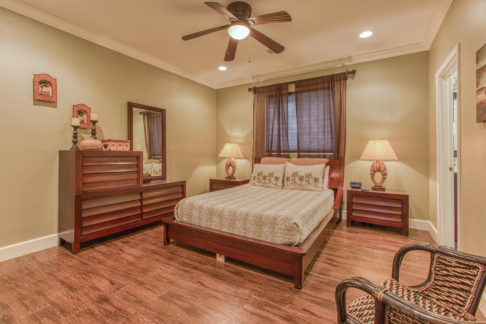 CRYSTAL BEACH - Residential