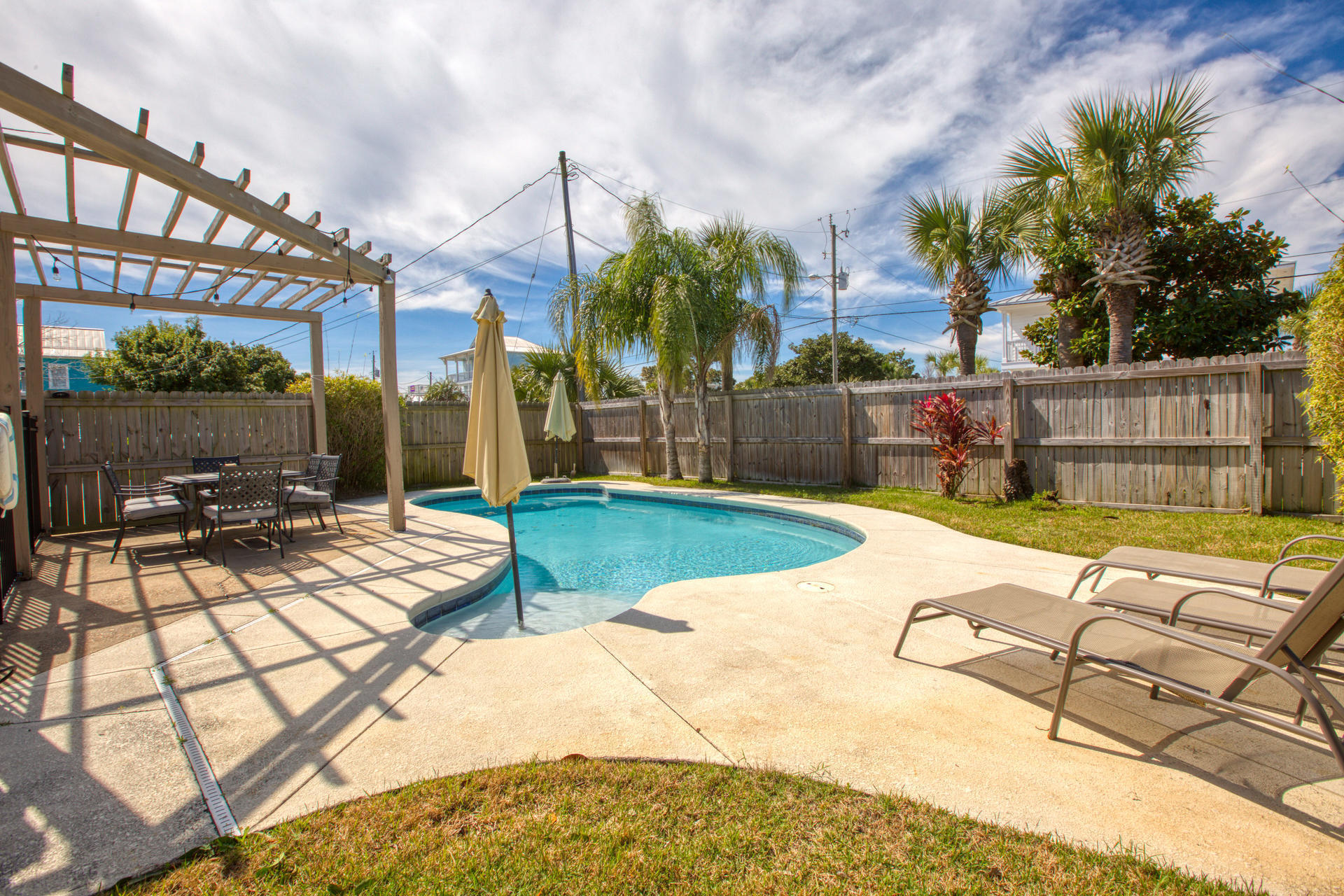 CRYSTAL BEACH - Residential