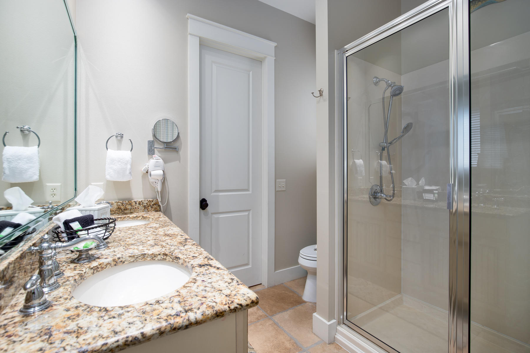 BUNGALOS AT SANDESTIN - Residential