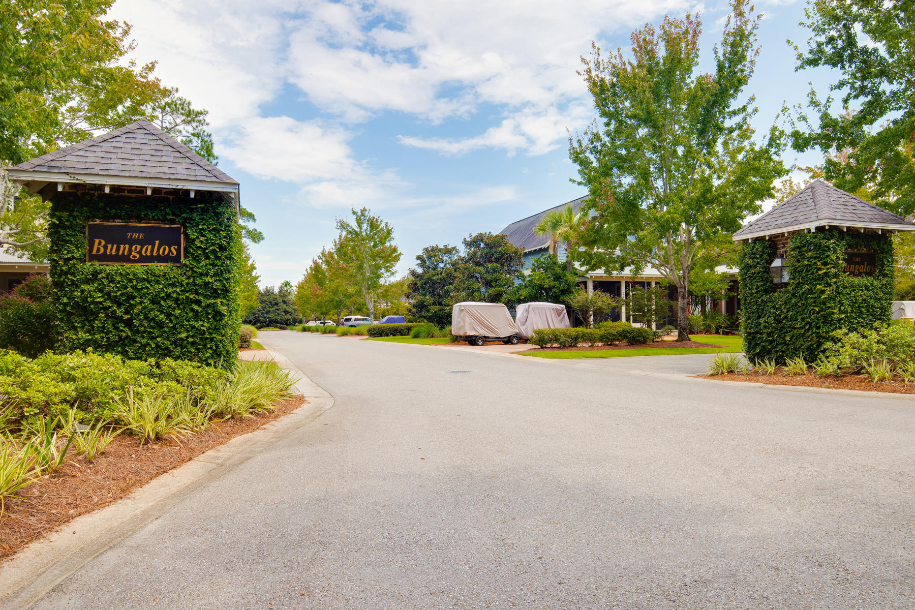 BUNGALOS AT SANDESTIN - Residential