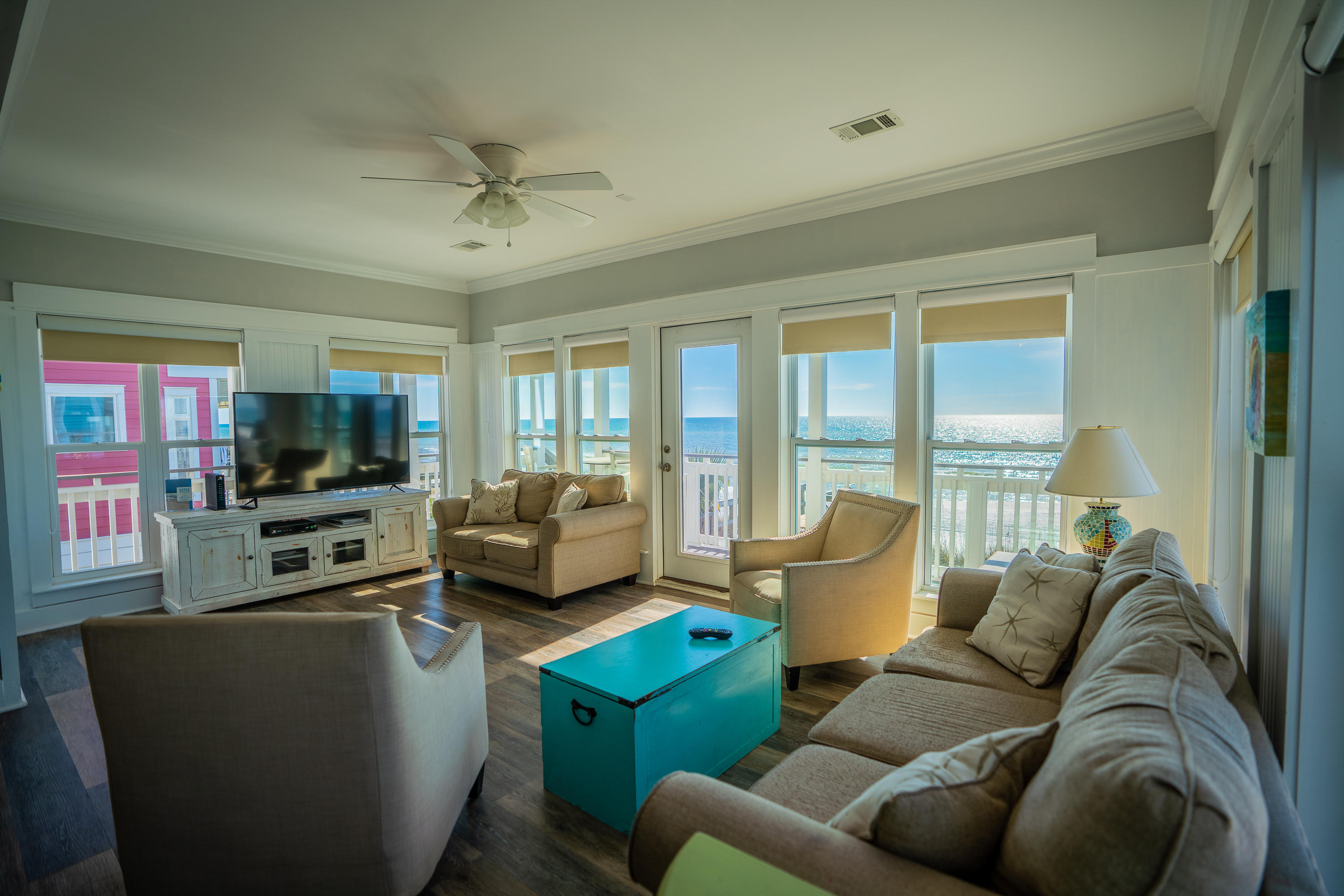 SUNRISE BEACH - Residential