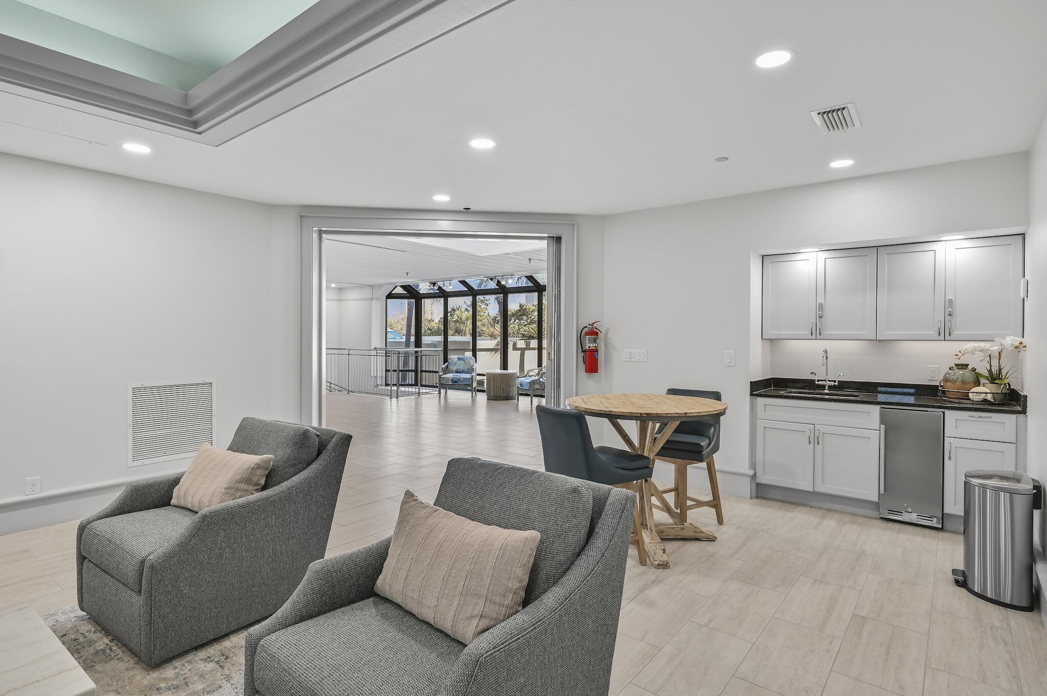 BEACHSIDE TWO - Residential