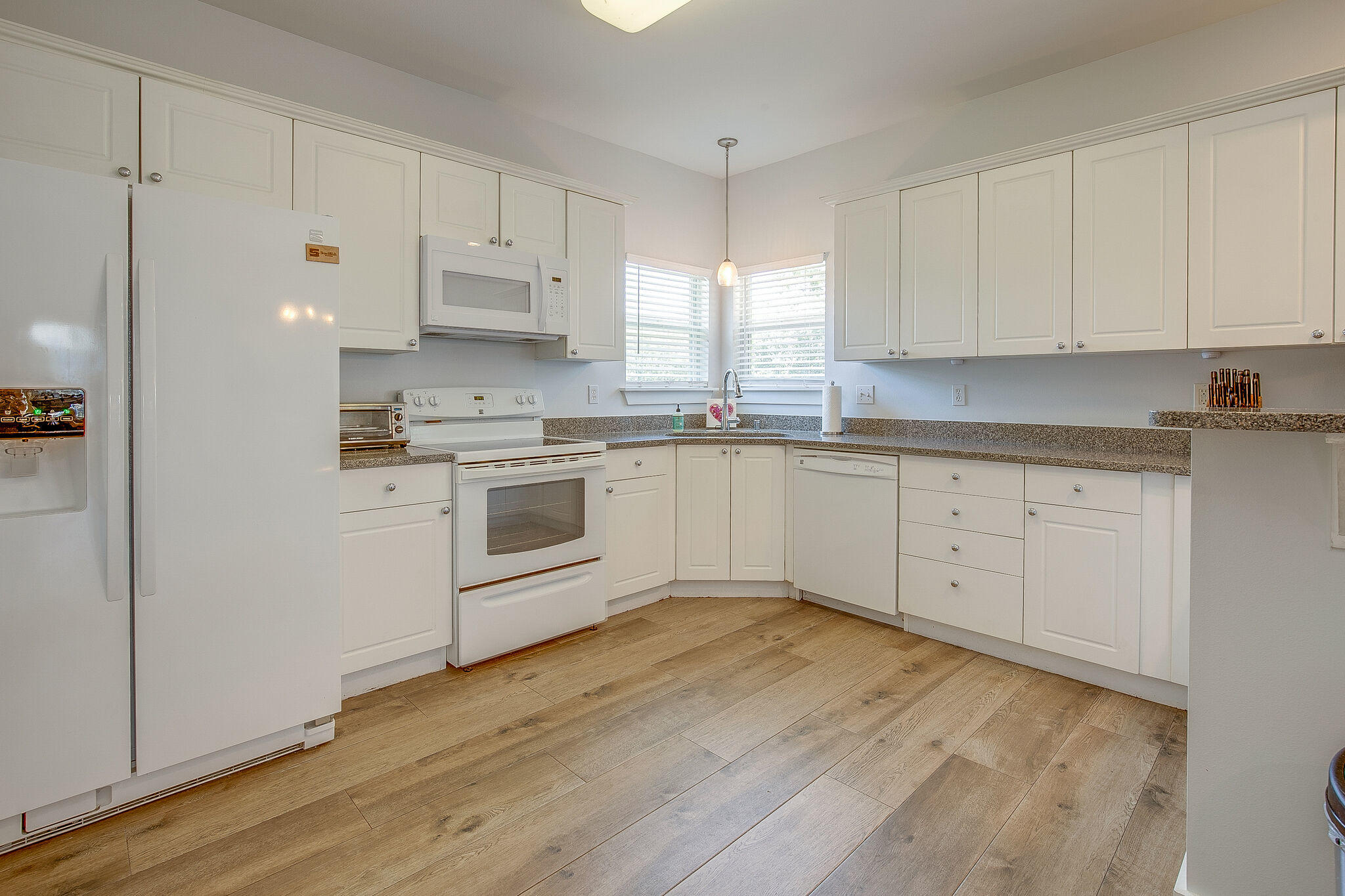 SHORTLINE LAKE ESTATES - Residential