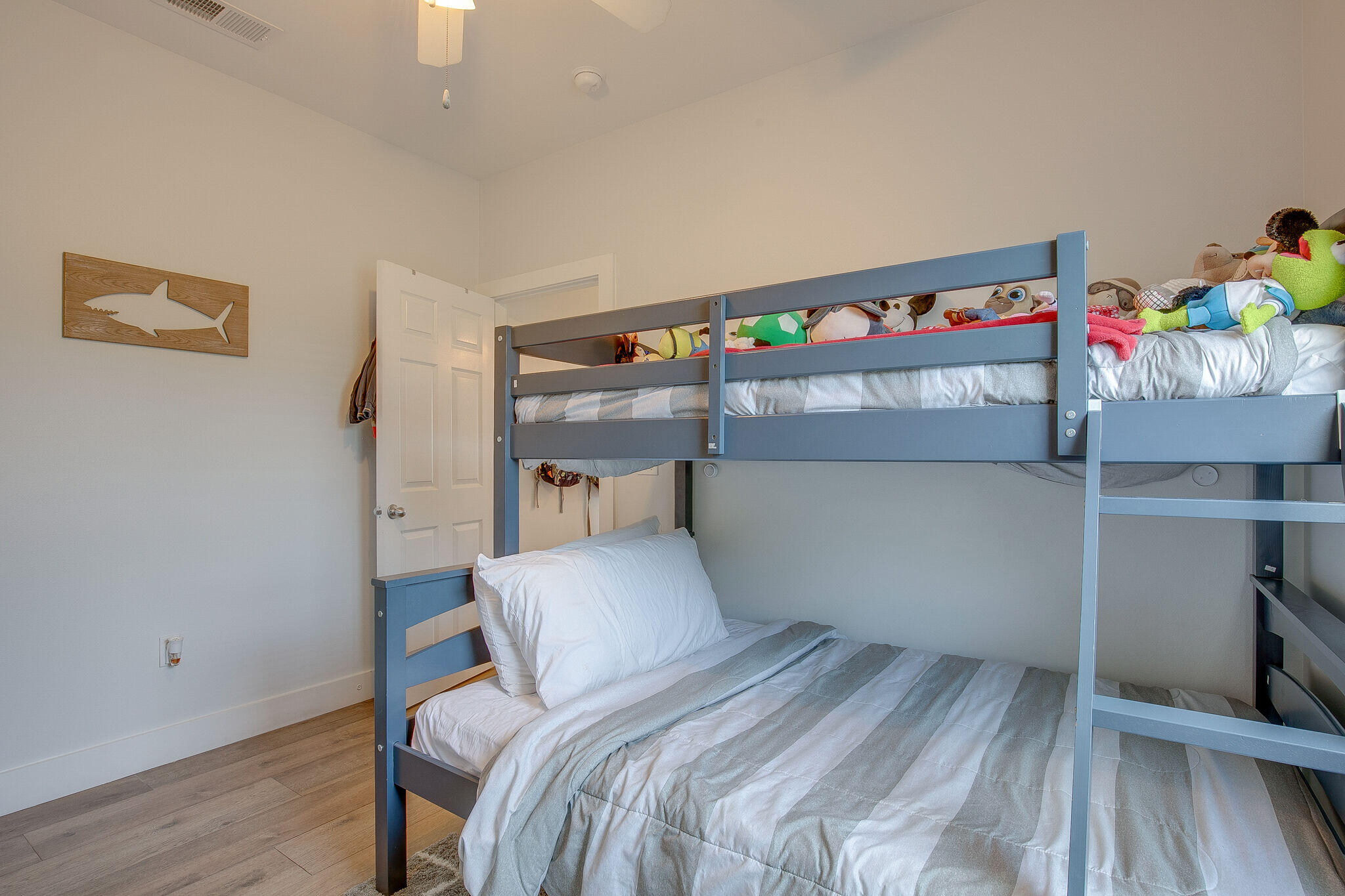 SHORTLINE LAKE ESTATES - Residential