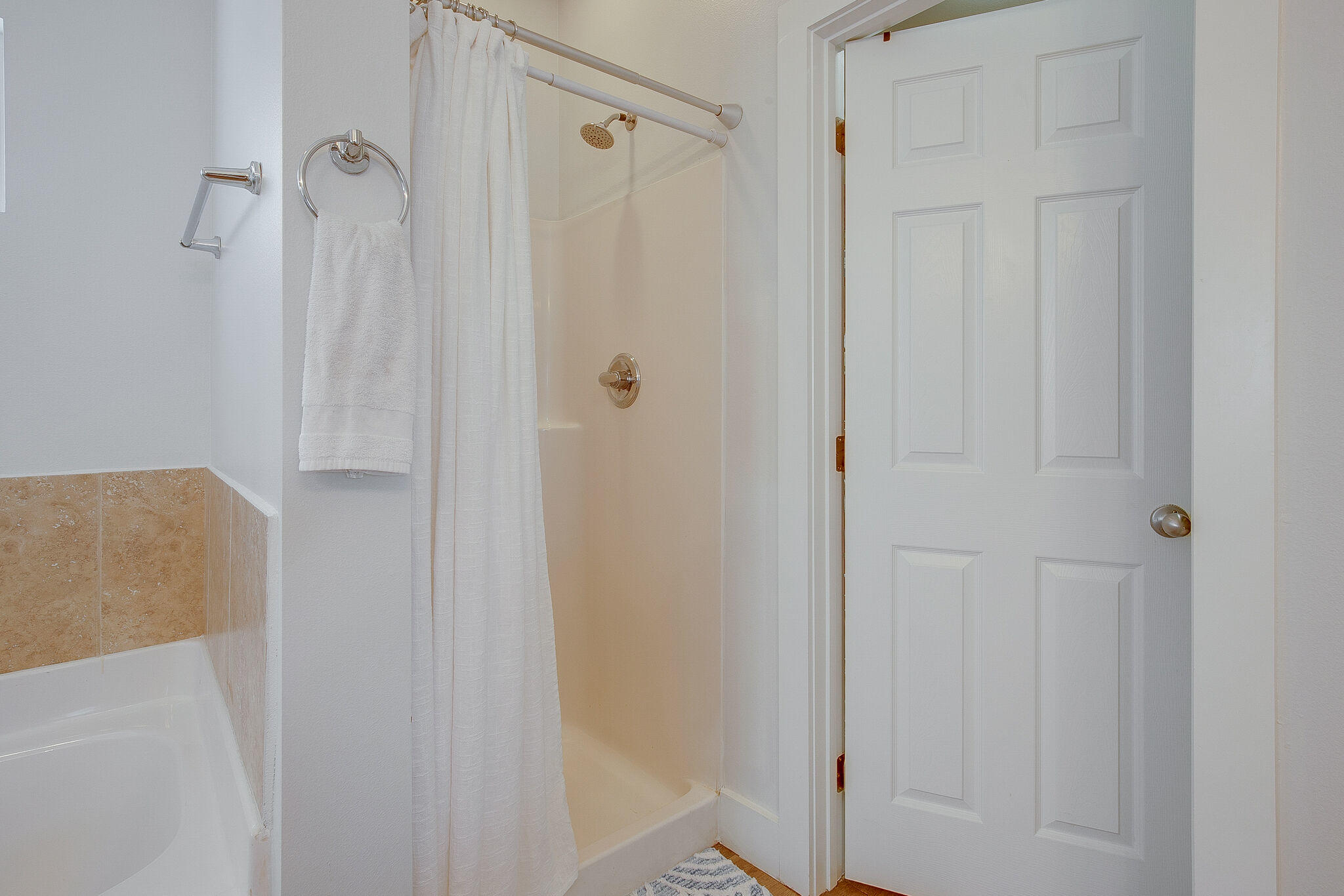 SHORTLINE LAKE ESTATES - Residential