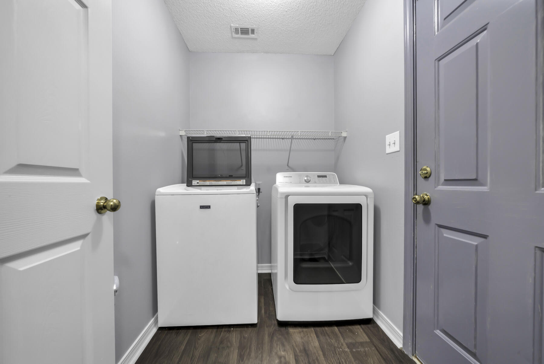 EMERALD VILLAGE S/D - Residential