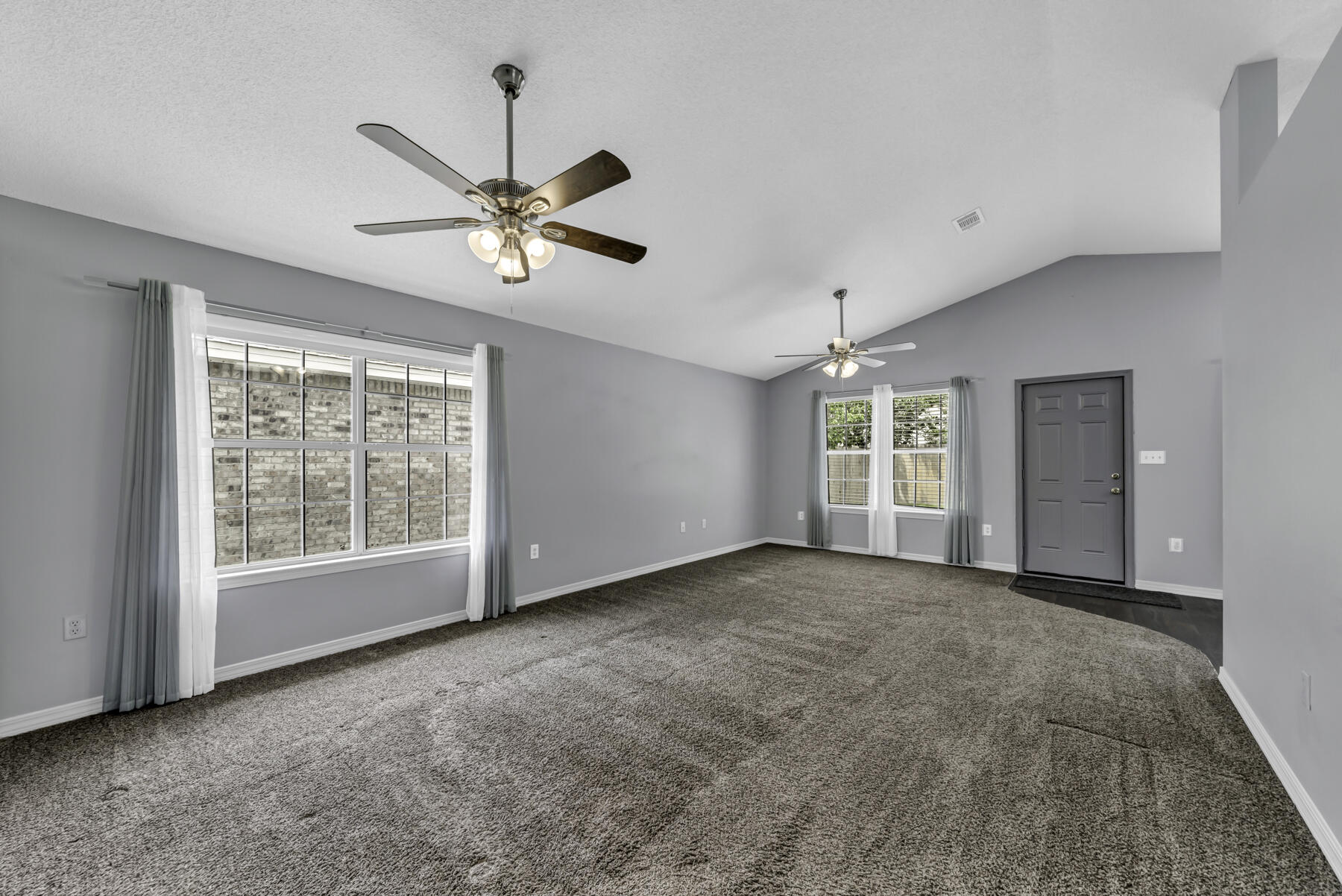 EMERALD VILLAGE S/D - Residential