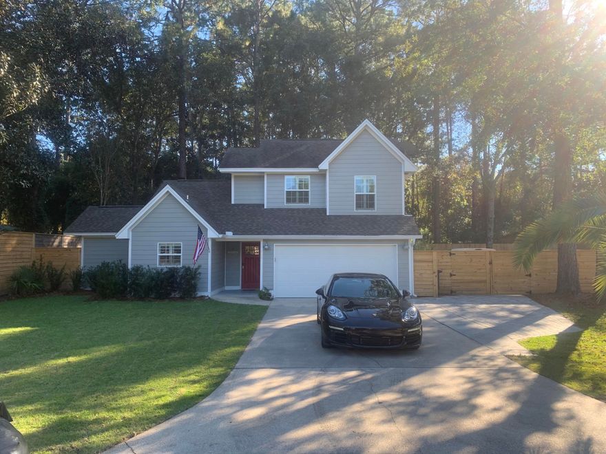 3 Bedroom 2.5 bath home that was completely renovated in 2016.  Home has 10X10 screened in Cabin with power.  House has new windows and doors, plantation shutters, new carpet in upstairs bedrooms and Luxury Vinyl Plank floors downstairs.  Heated and Cooled garage with new epoxy floor.  Front and side yards have new empire zoysia grass with new lateral fence and parking pad for extra vehicle.  Hardy Board concrete siding and 4 year old roof.  Magnolia Creek is a gated community with friendly people and just minutes from the bay and the Emerald Coasts white sandy beaches.  200 gallon propane tank powers fire pit and wood burning fireplace.  HVAC system was replaced 4 years ago.