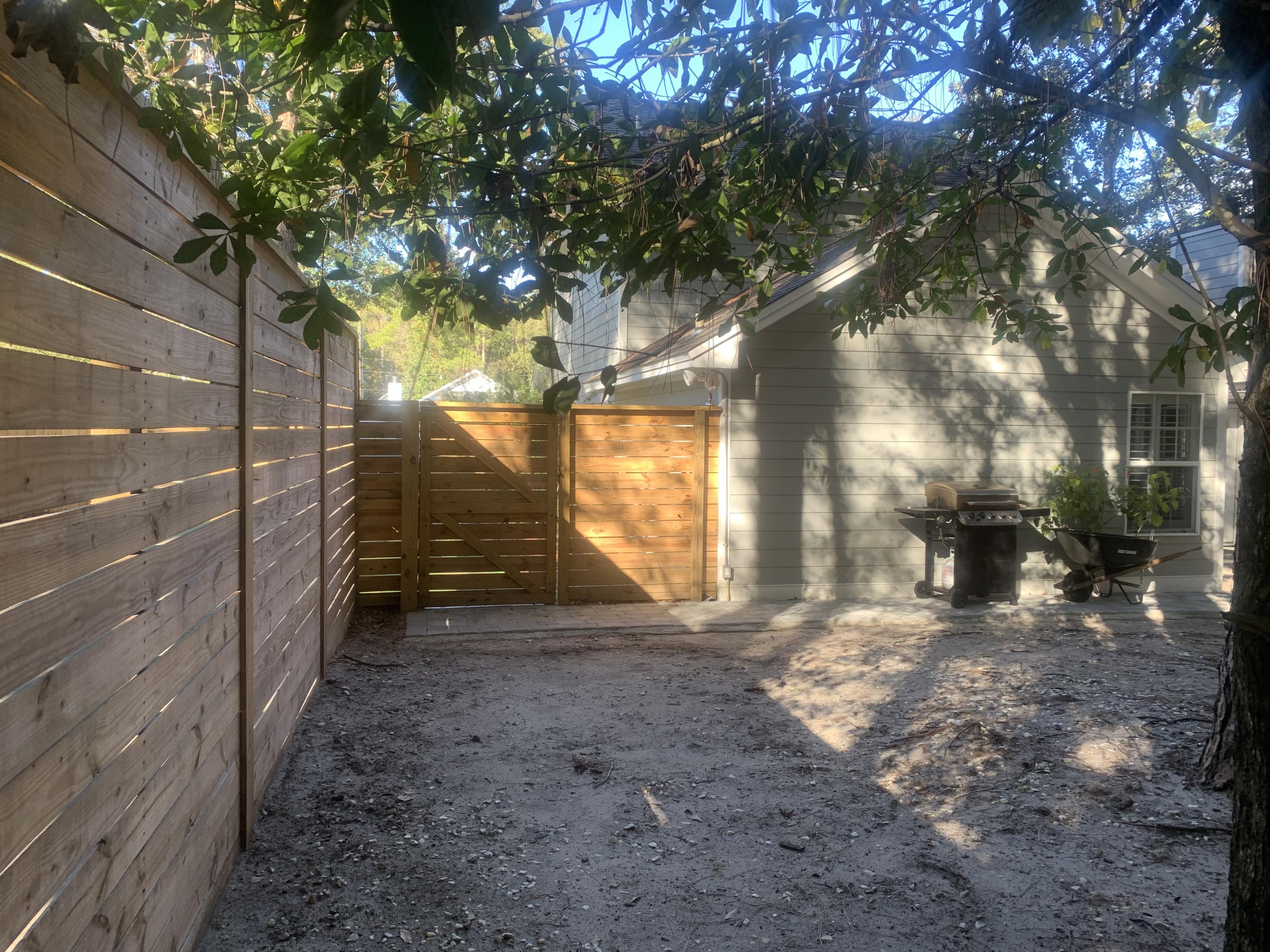 MAGNOLIA CREEK PHASE 1 - Residential