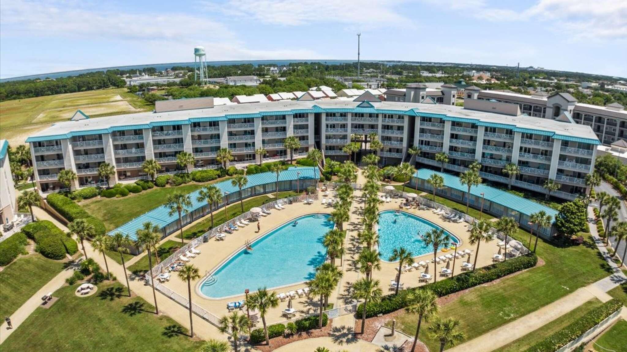 AMALFI COAST RESORT - Residential Lease
