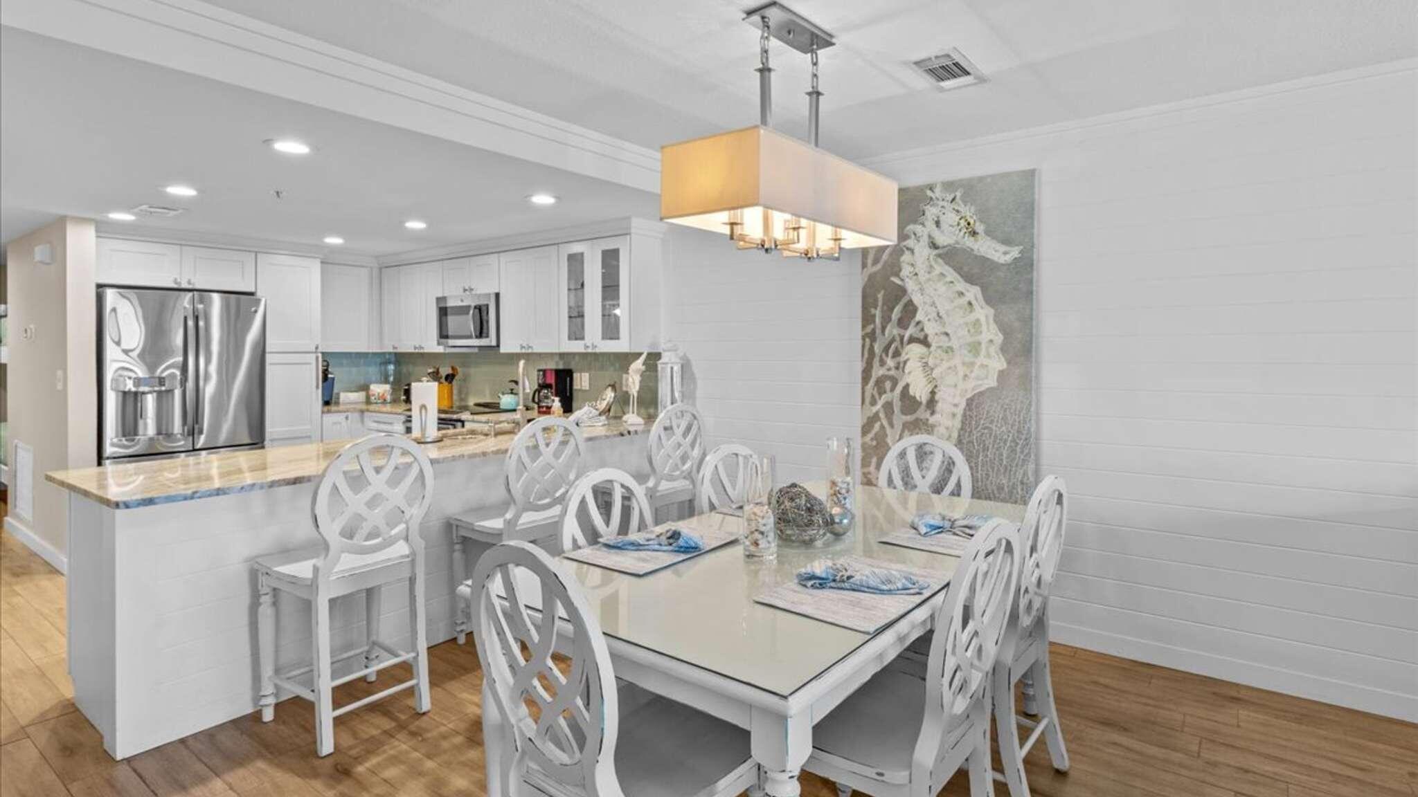 AMALFI COAST RESORT - Residential Lease