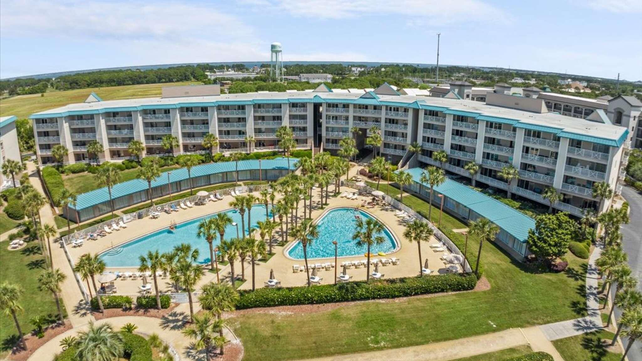 AMALFI COAST RESORT - Residential Lease