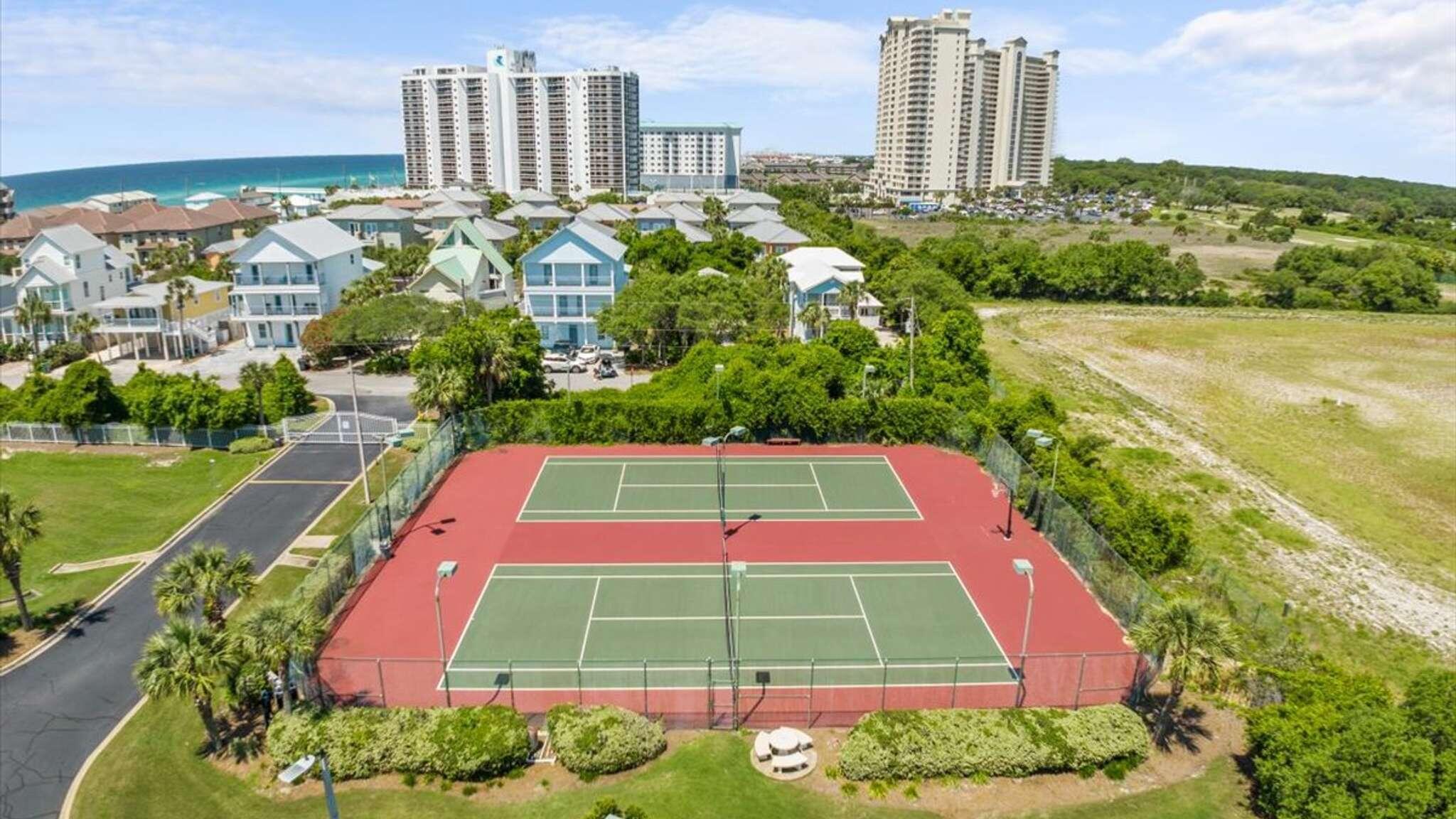 AMALFI COAST RESORT - Residential Lease
