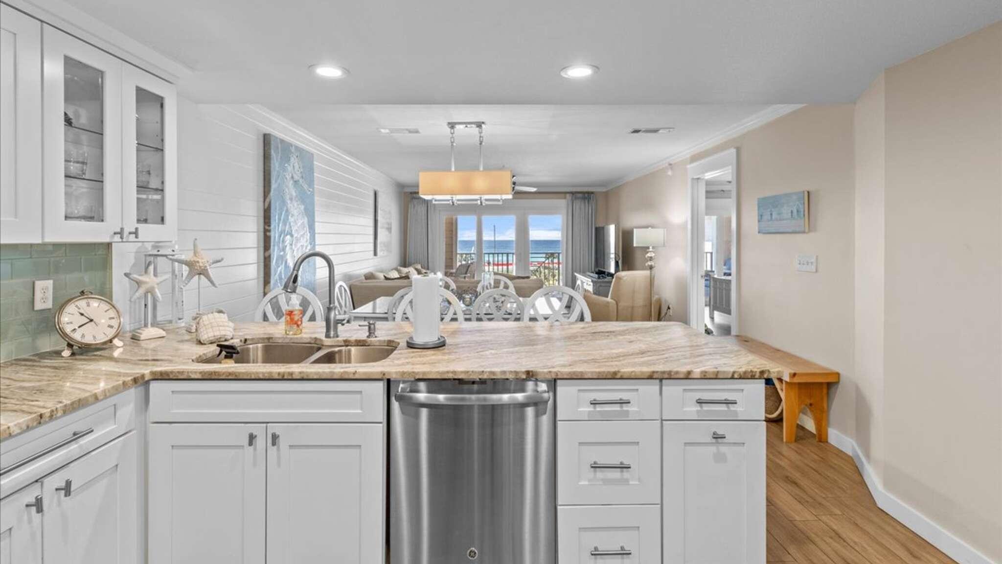 AMALFI COAST RESORT - Residential Lease