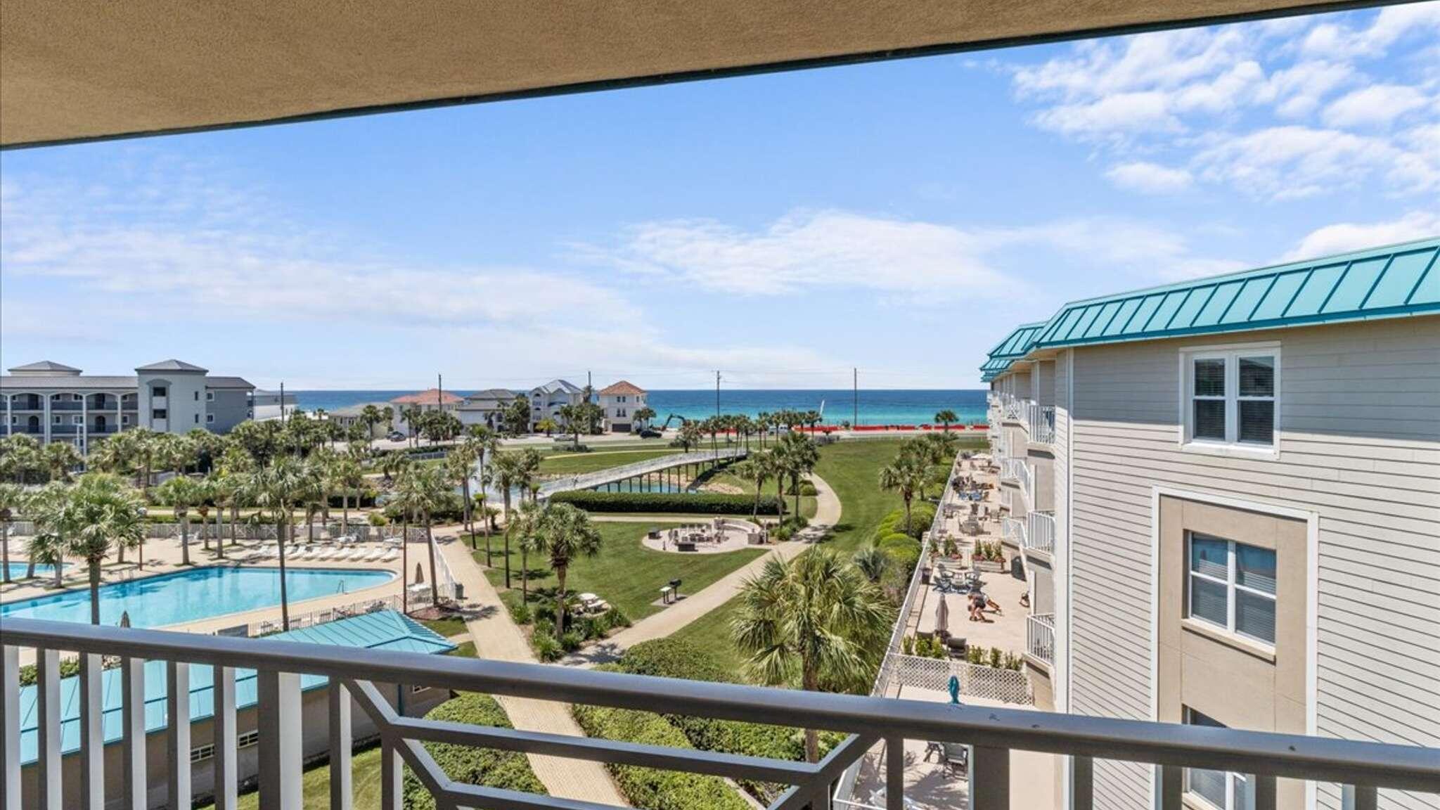 AMALFI COAST RESORT - Residential Lease
