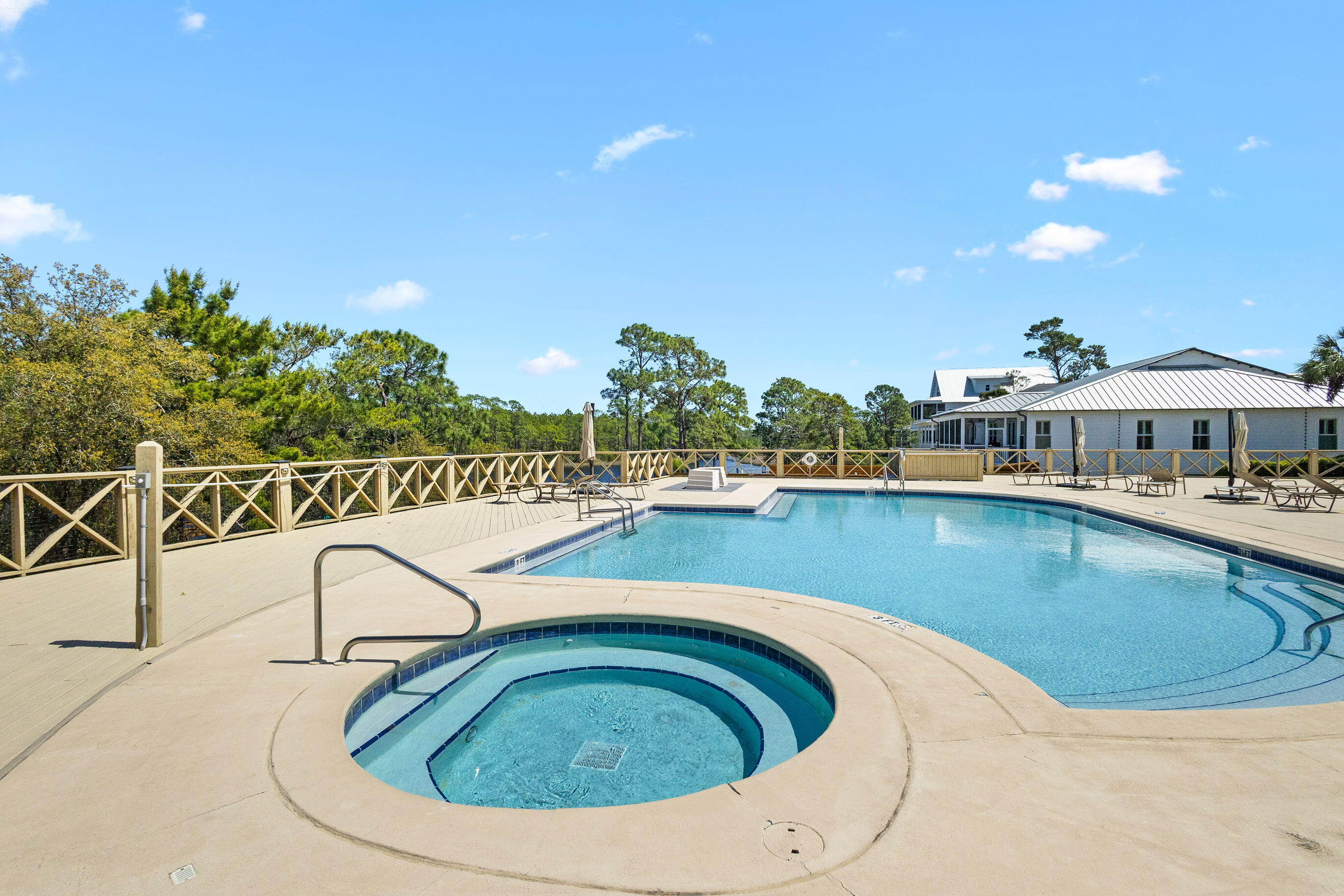 TURTLE COVE - Residential