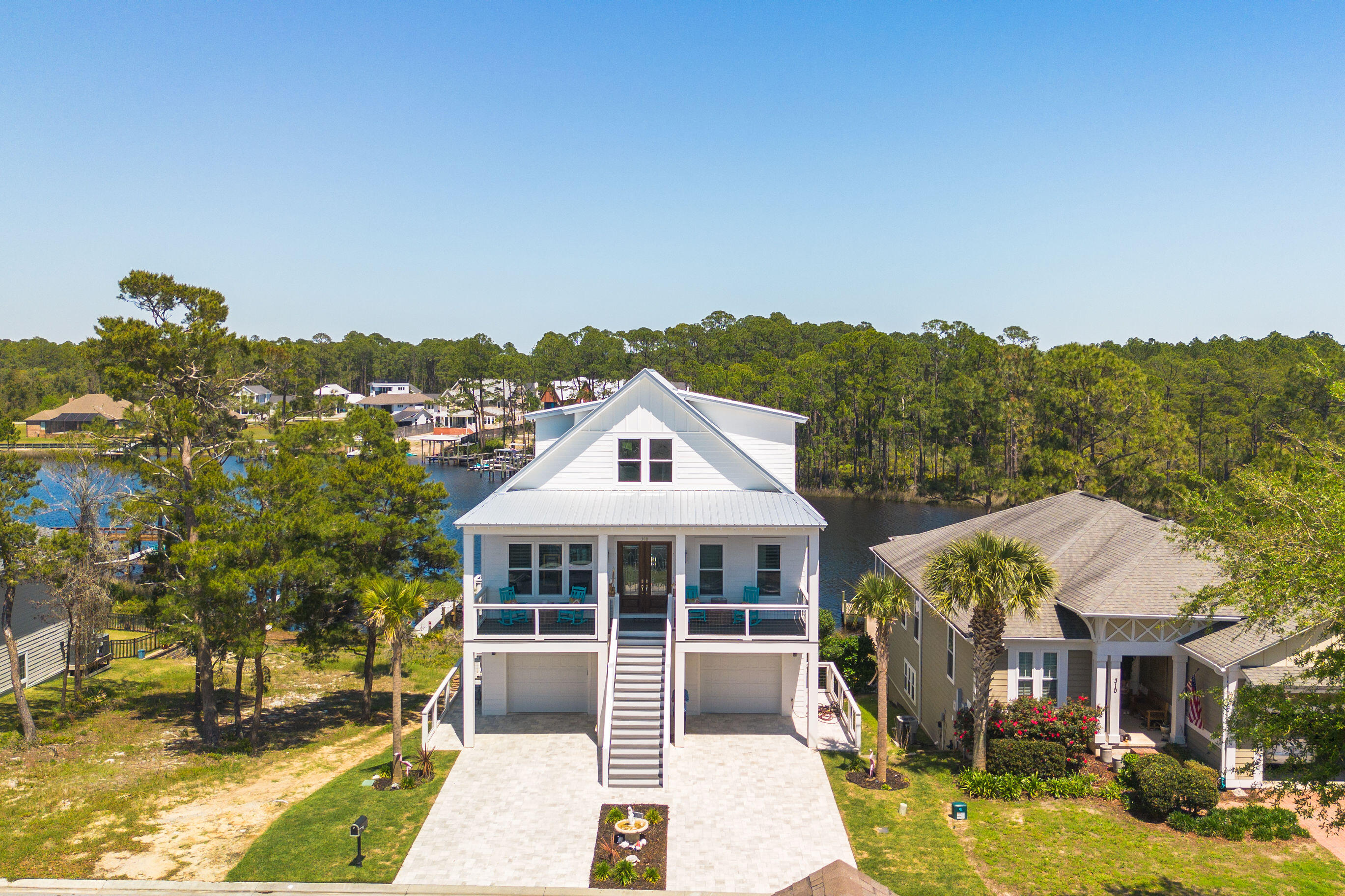 TURTLE COVE - Residential