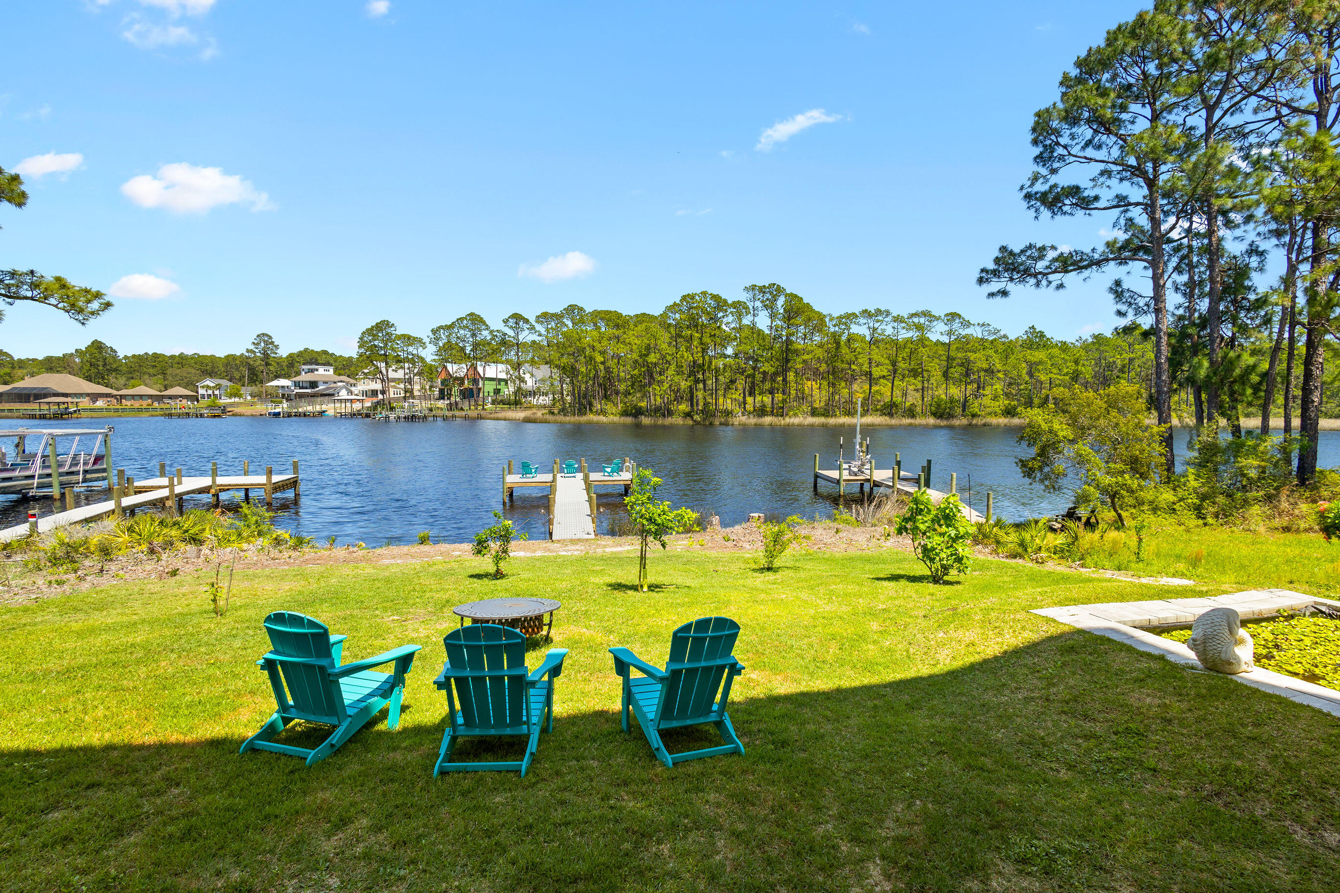 TURTLE COVE - Residential