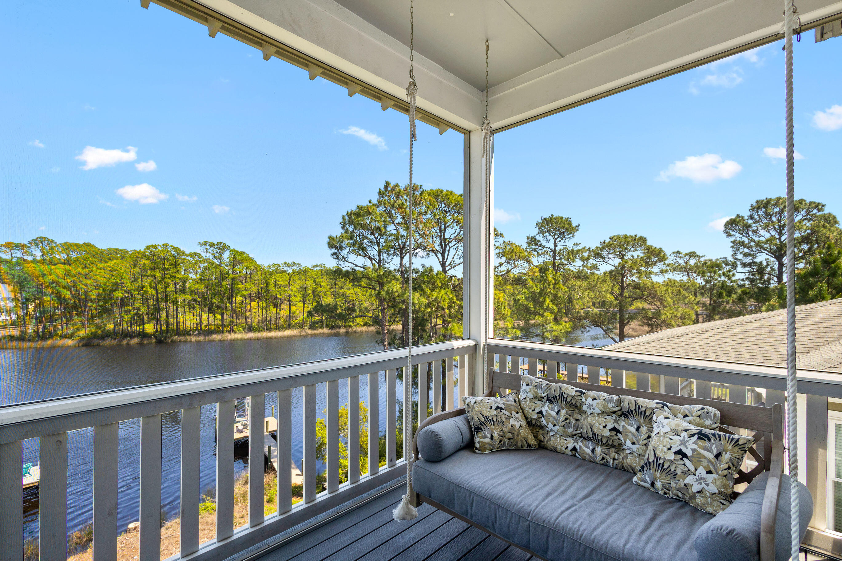 TURTLE COVE - Residential