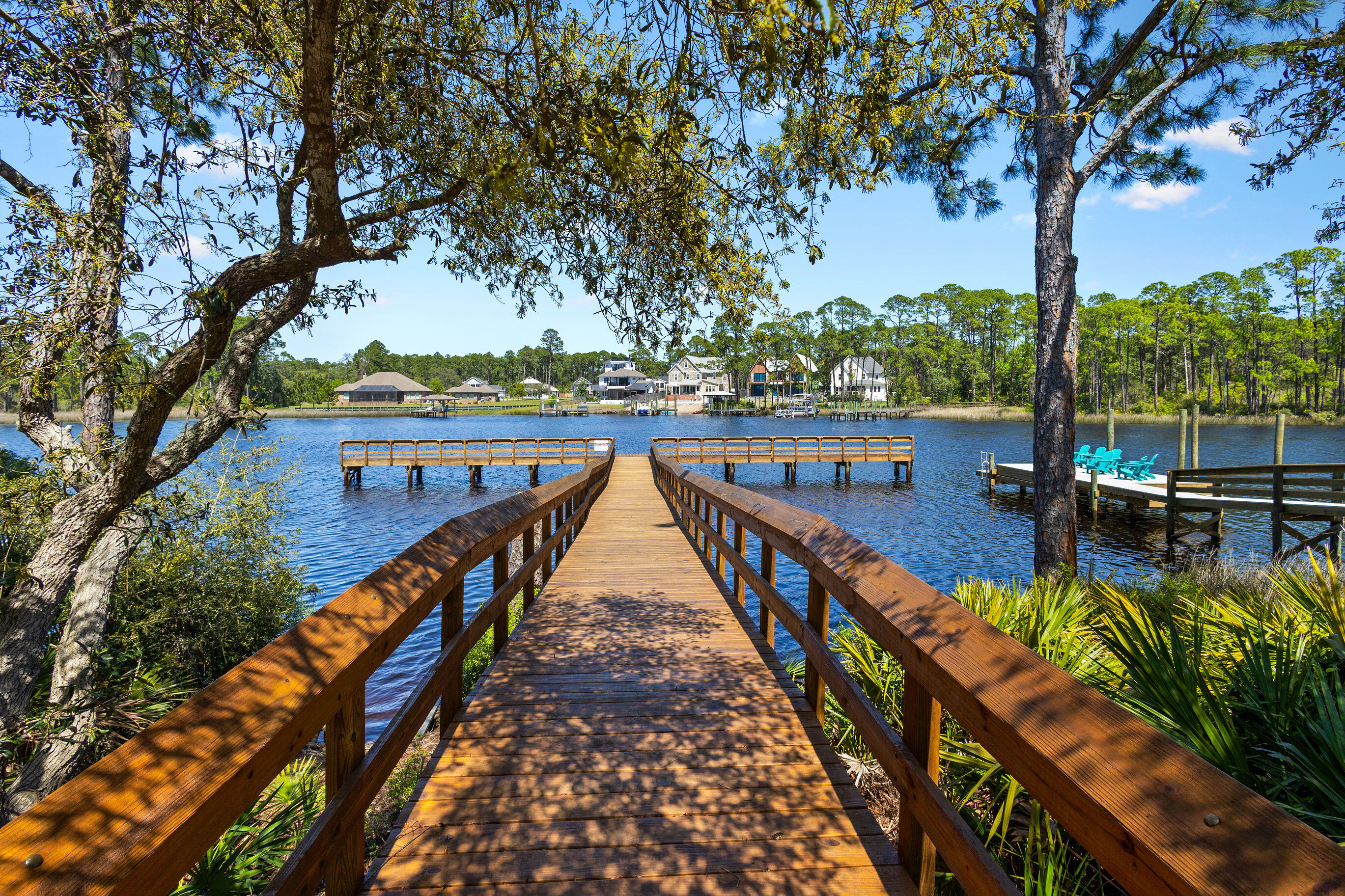 TURTLE COVE - Residential