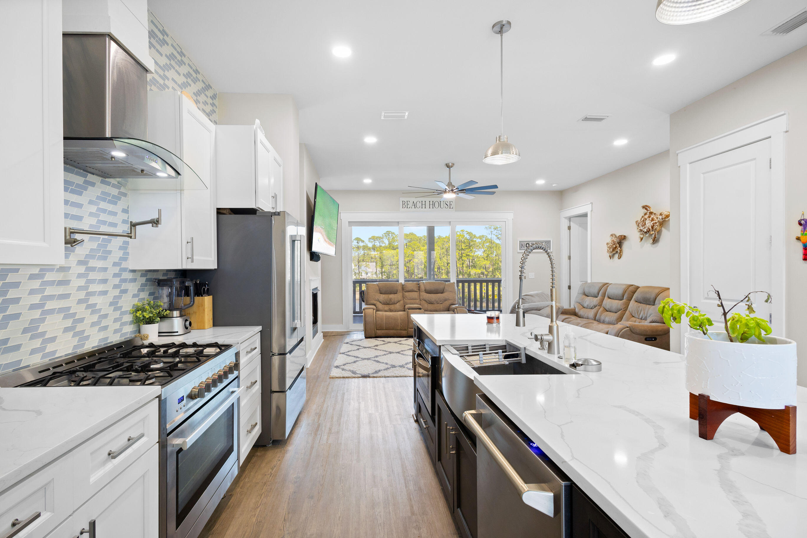 TURTLE COVE - Residential