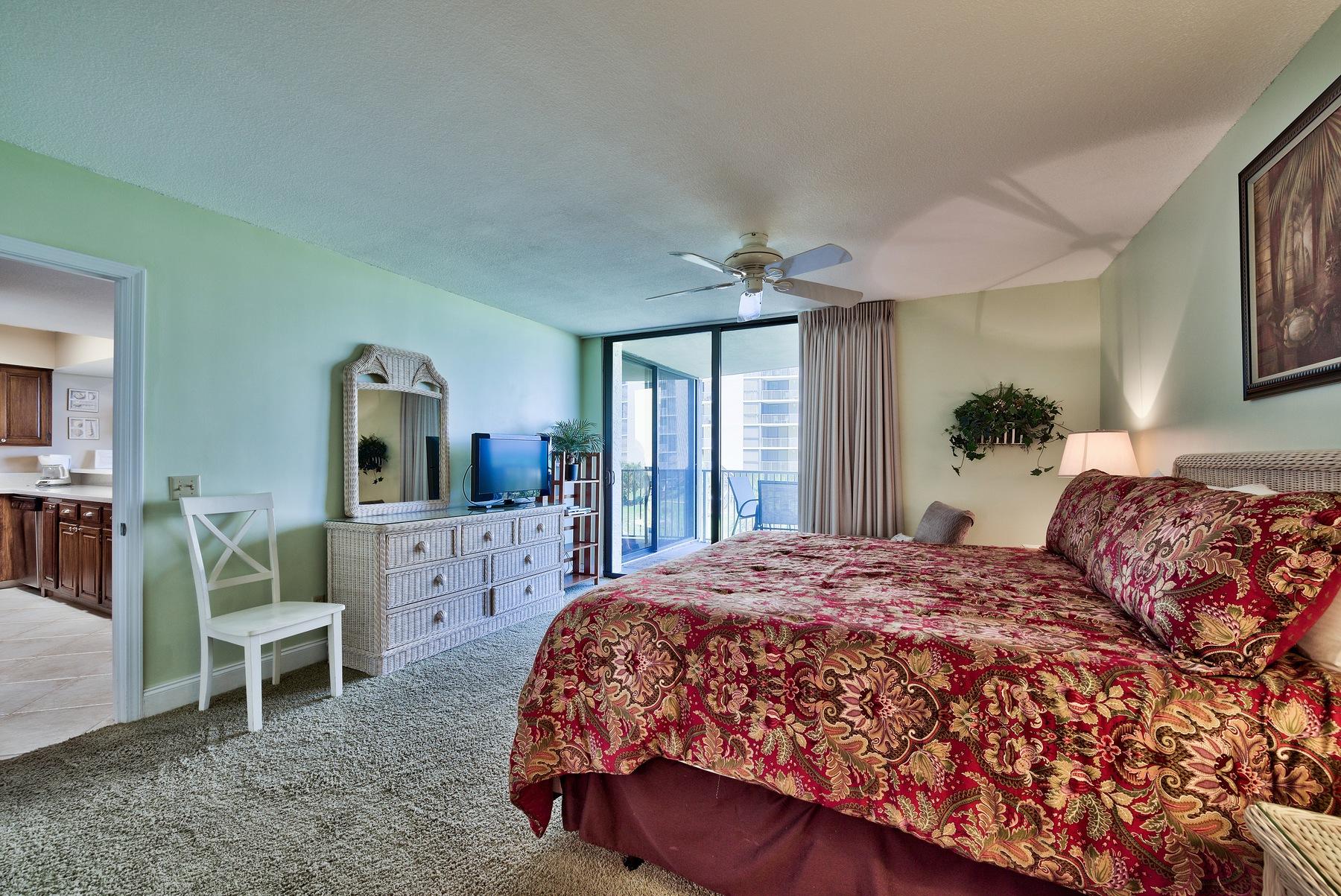 MAINSAIL CONDO PH 4 - Residential