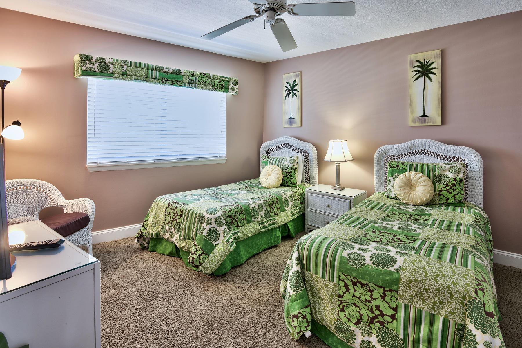 MAINSAIL CONDO PH 4 - Residential