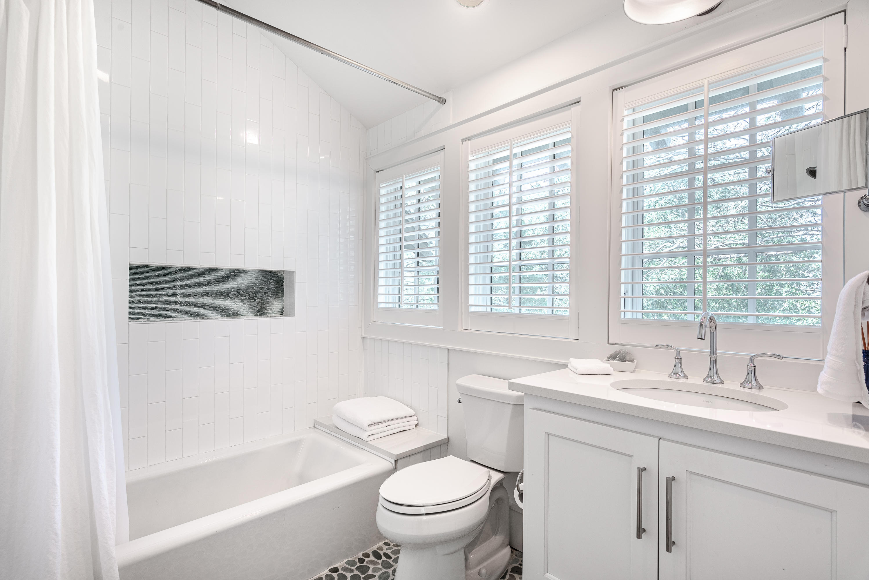 DRAPER LAKE COASTAL VILLAGE - Residential