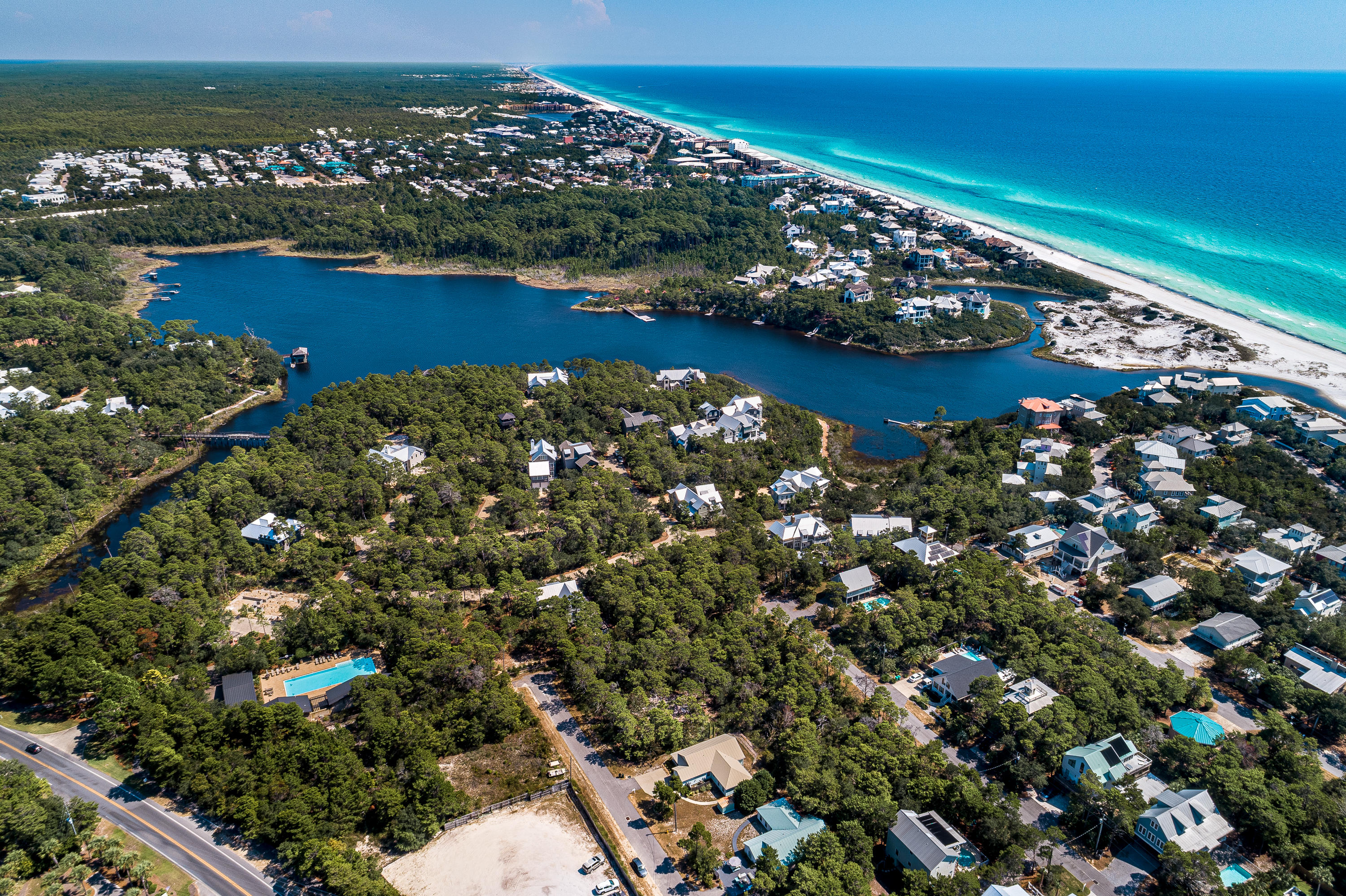 DRAPER LAKE COASTAL VILLAGE - Residential