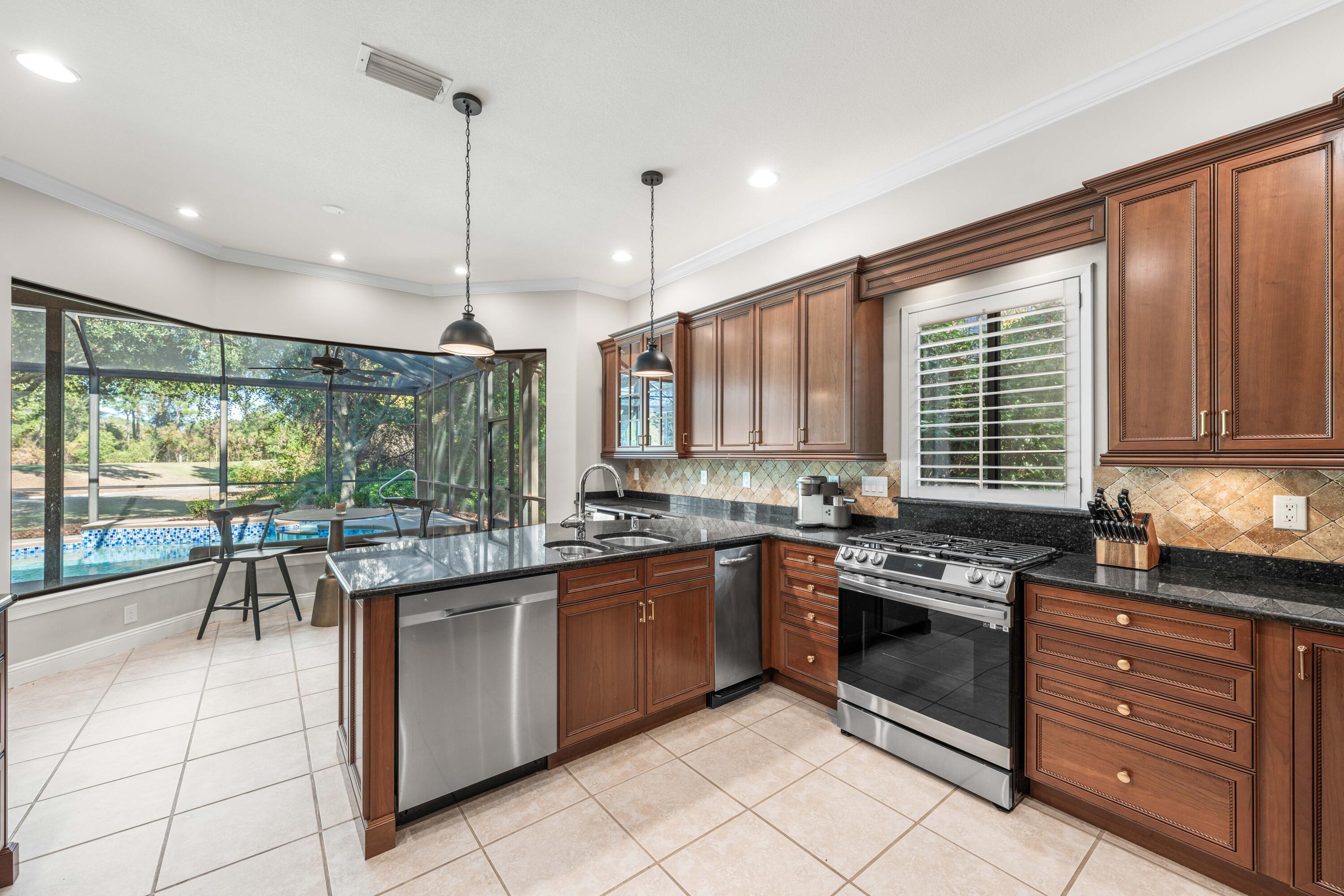 Kelly Plantation Carriage Place - Residential