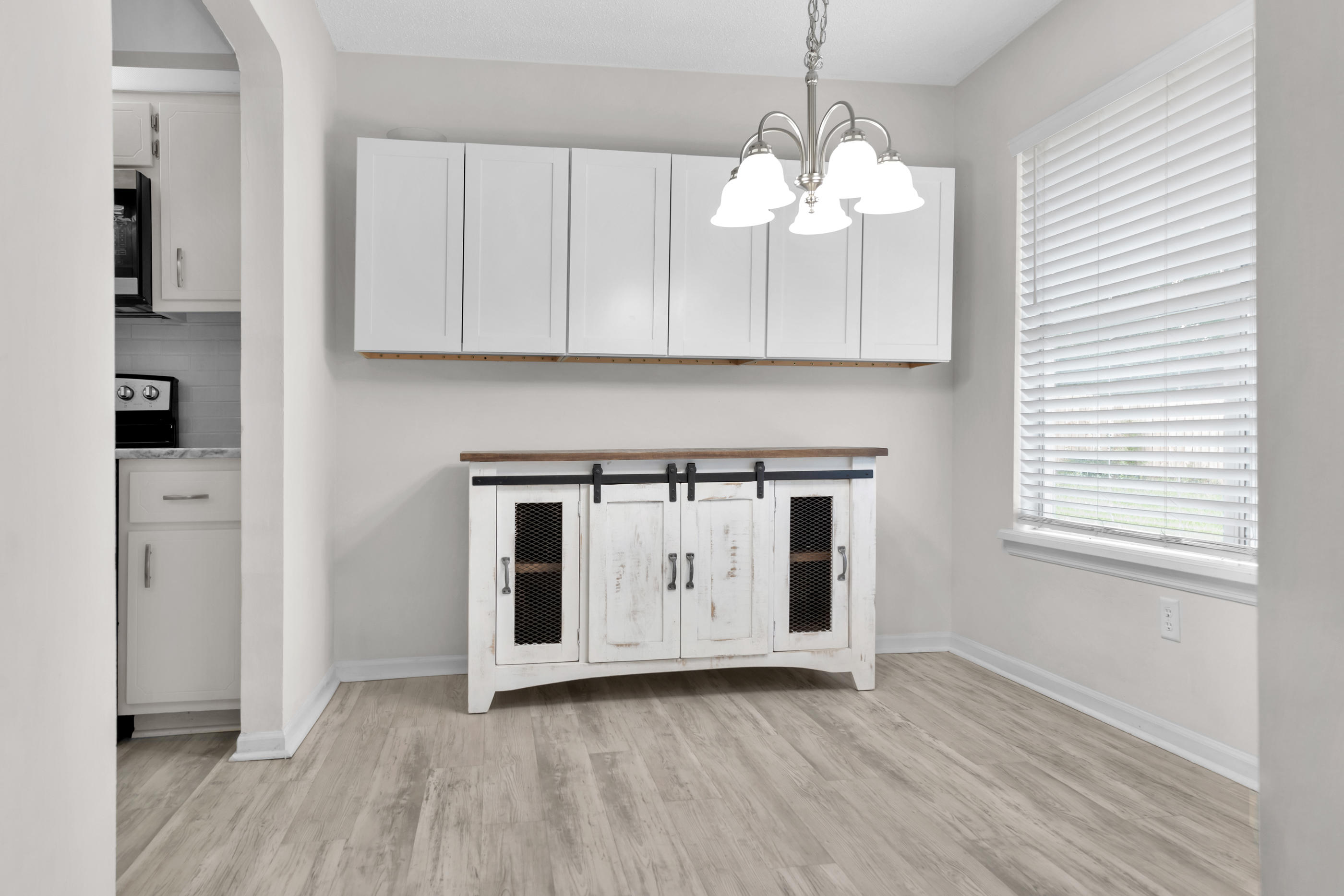 HOLLYROD PARK - Residential