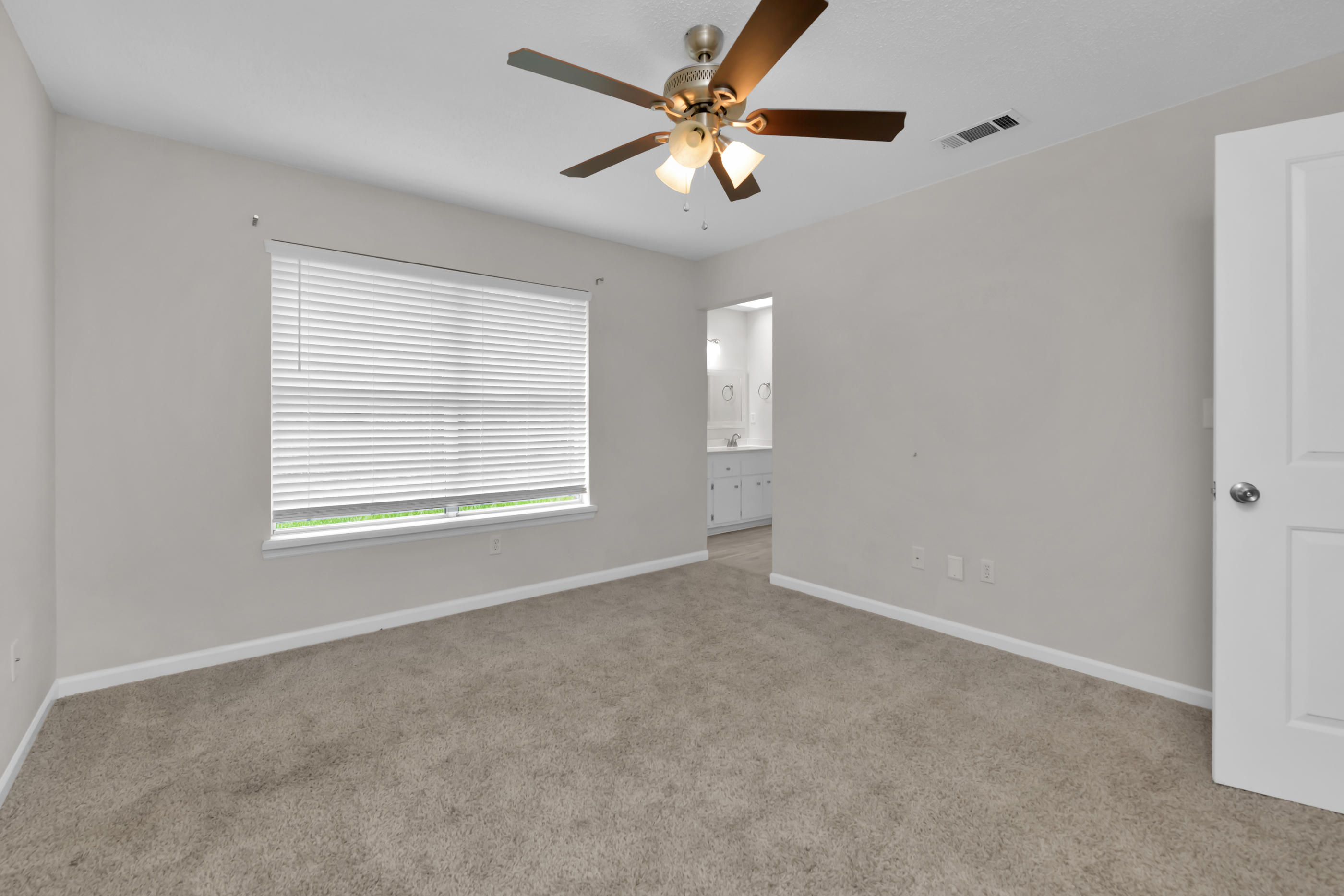 HOLLYROD PARK - Residential