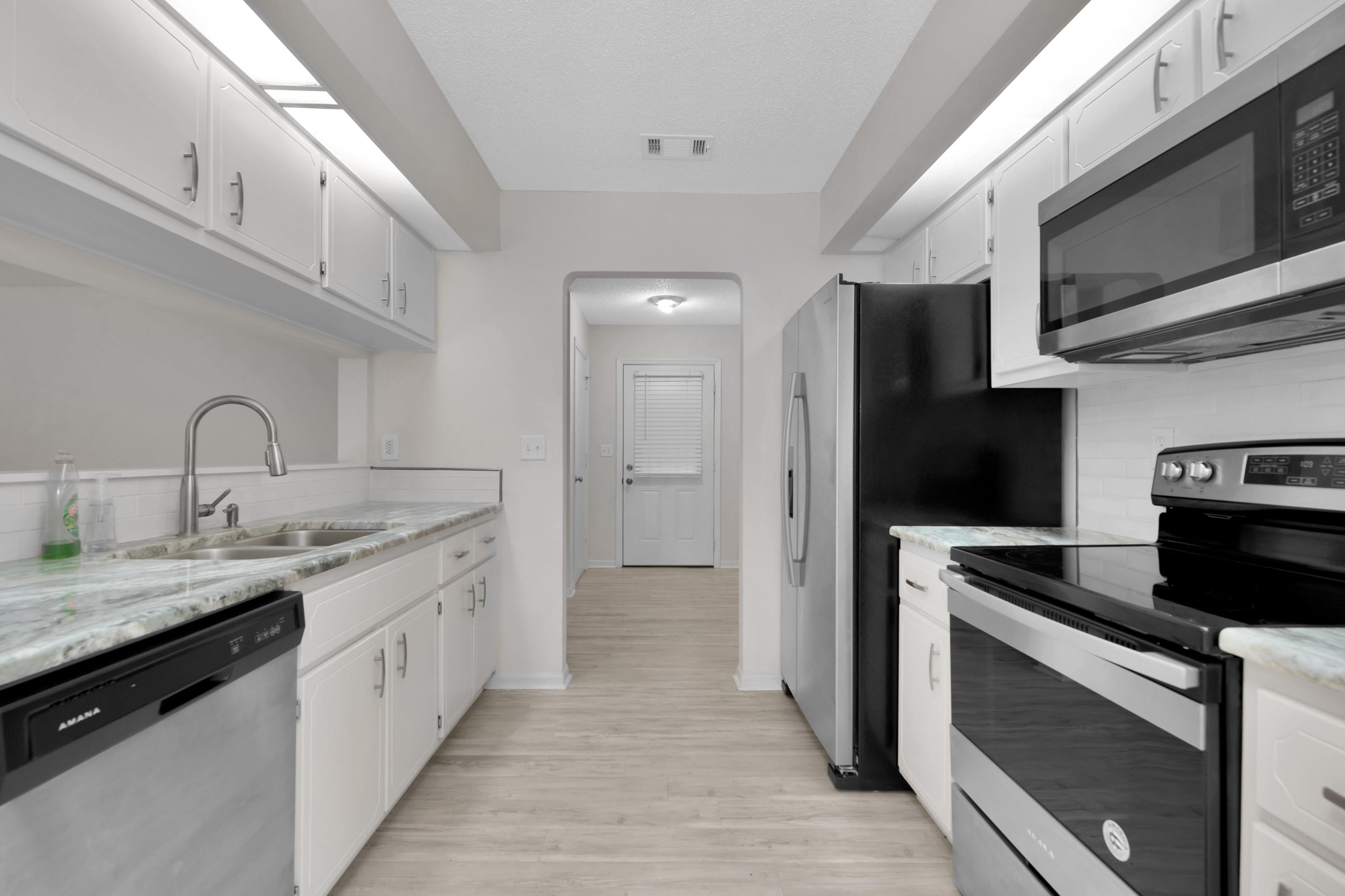 HOLLYROD PARK - Residential