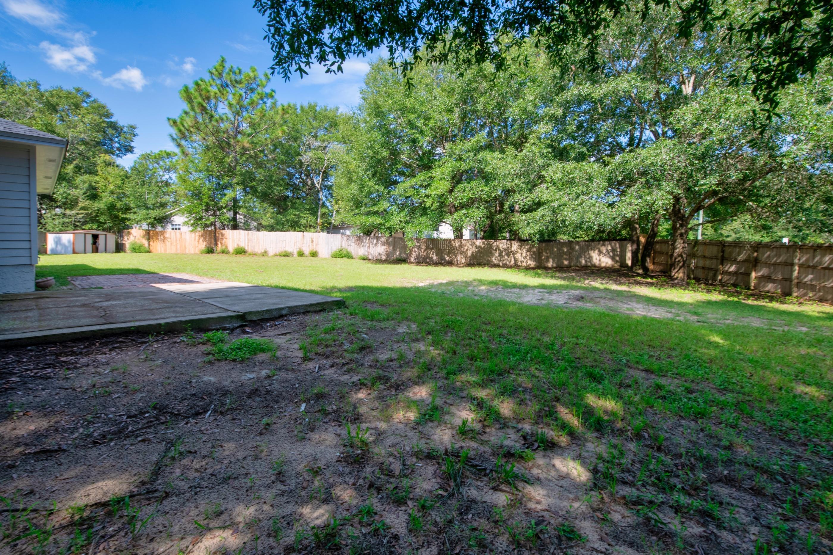 HOLLYROD PARK - Residential