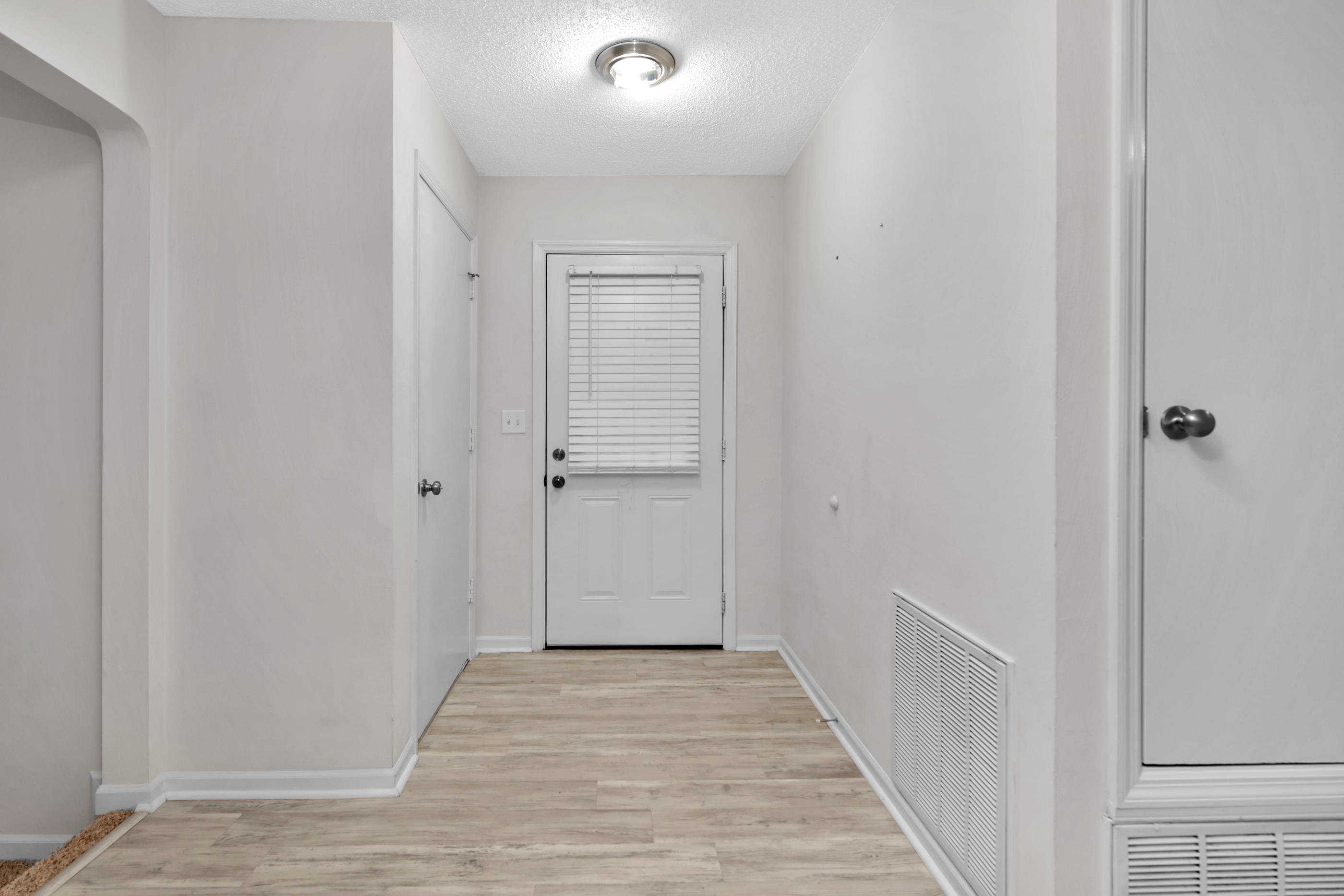 HOLLYROD PARK - Residential