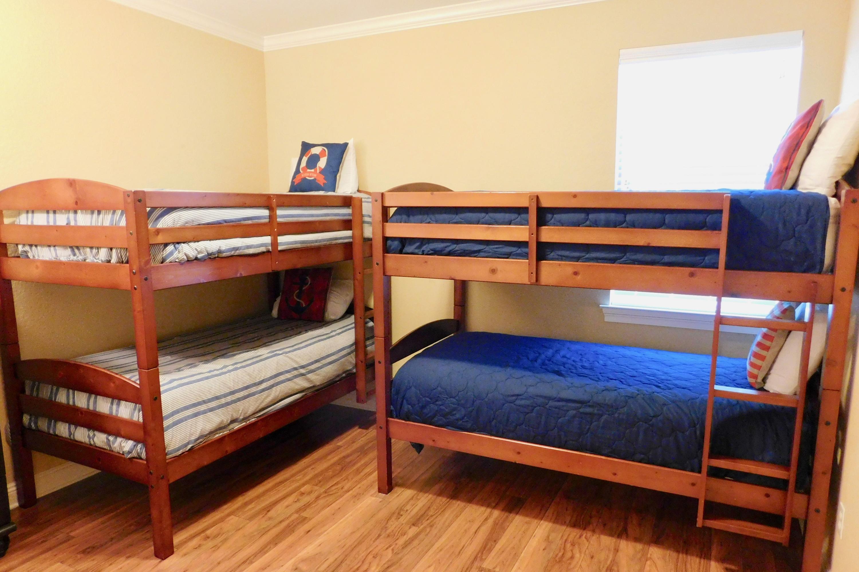 VILLAGES OF CRYSTAL BEACH - Residential