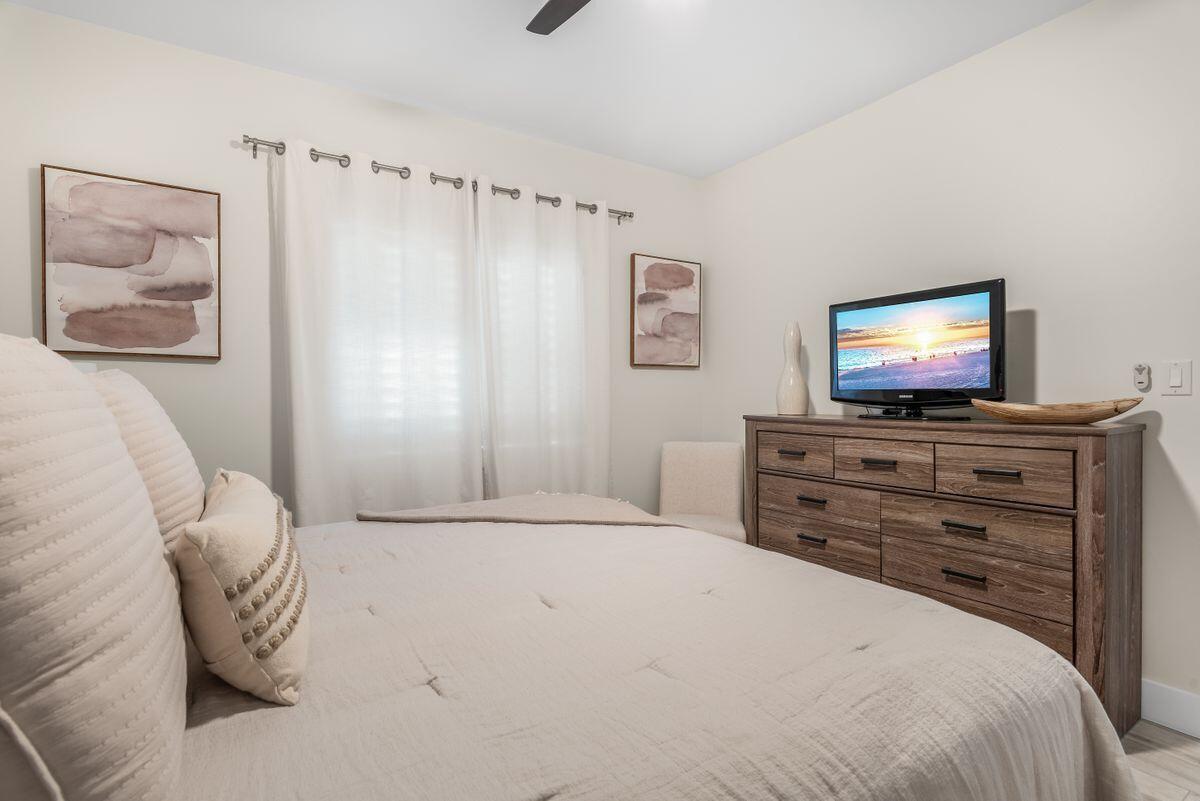 PALMS AT SEAGROVE CONDO UNIT D - Residential