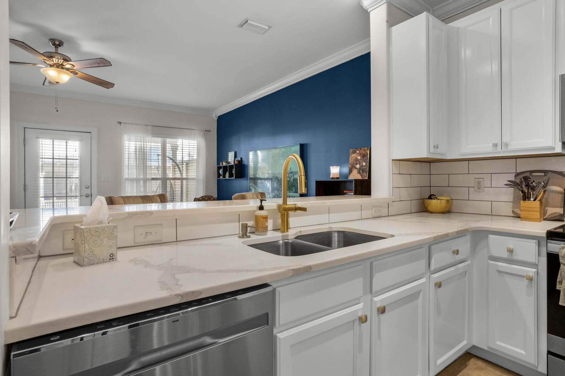 OLD BAY TOWNHOMES - Residential Lease