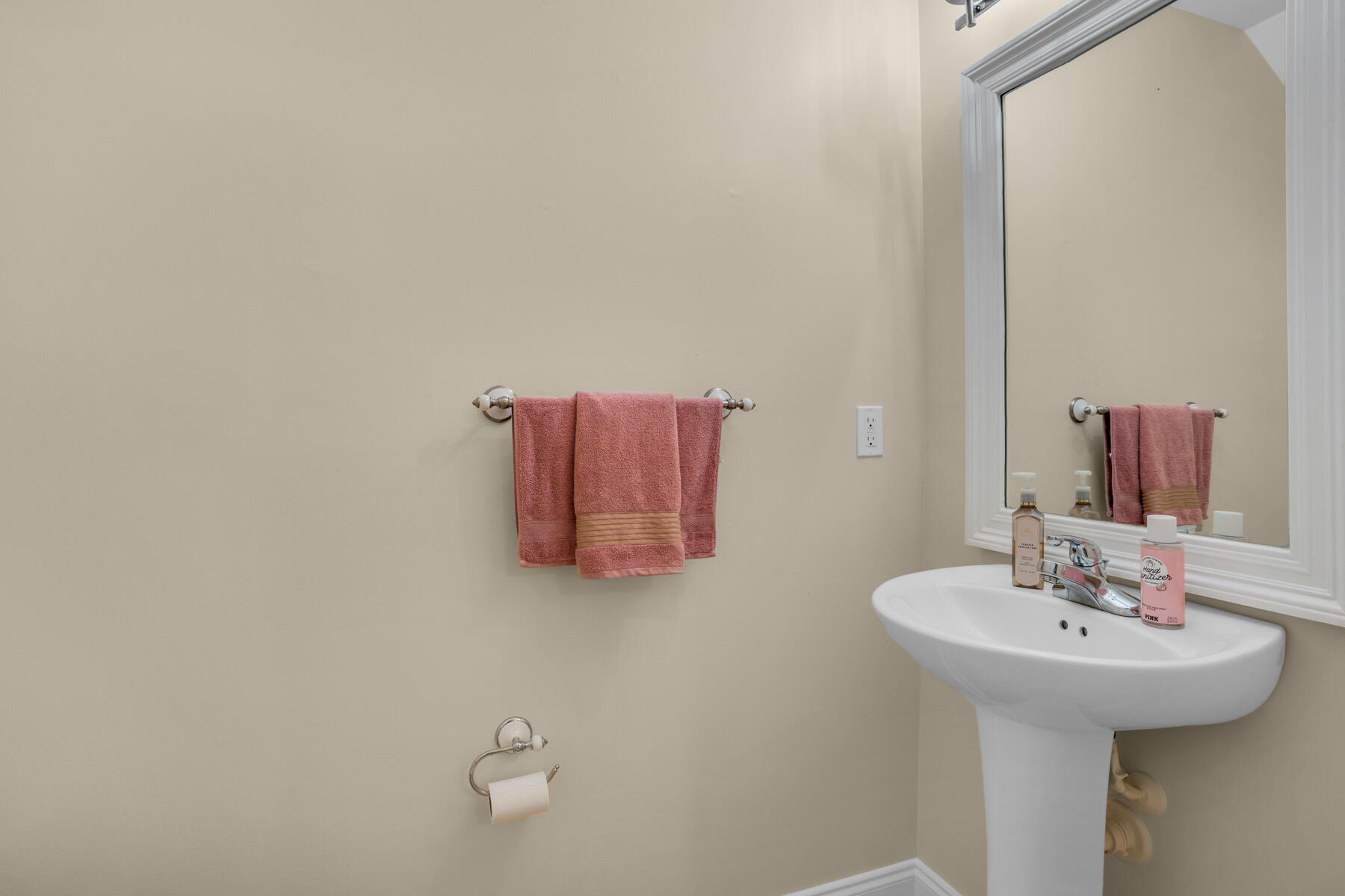 OLD BAY TOWNHOMES - Residential Lease