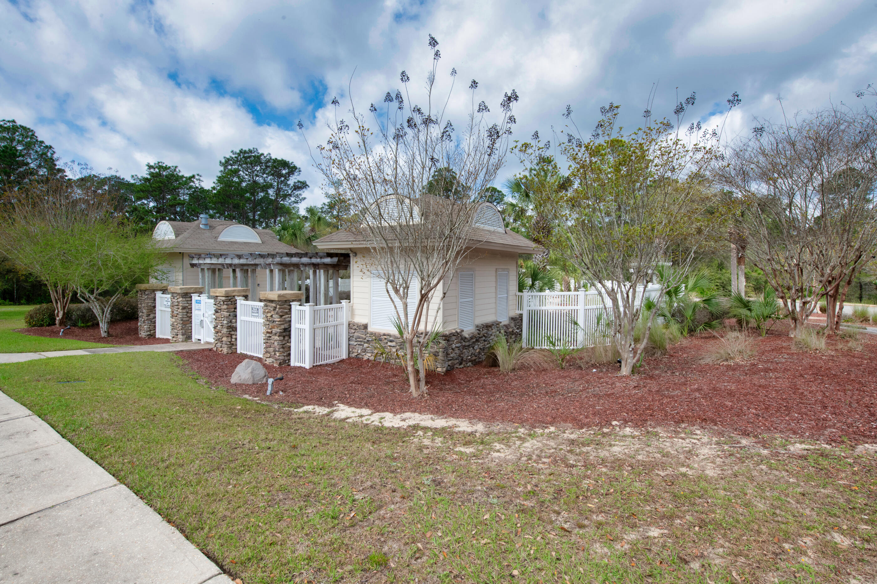 SILVER OAKS PH II - Residential